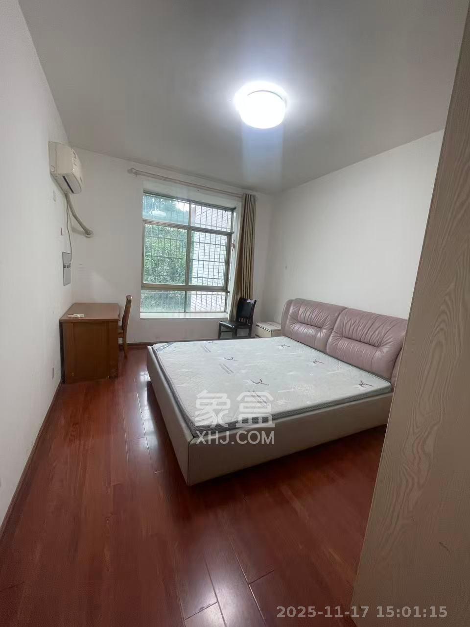 高升小区 4室2厅2卫 2200.0元/月 高升小区 4室2厅2卫 2200.0元/月室内图