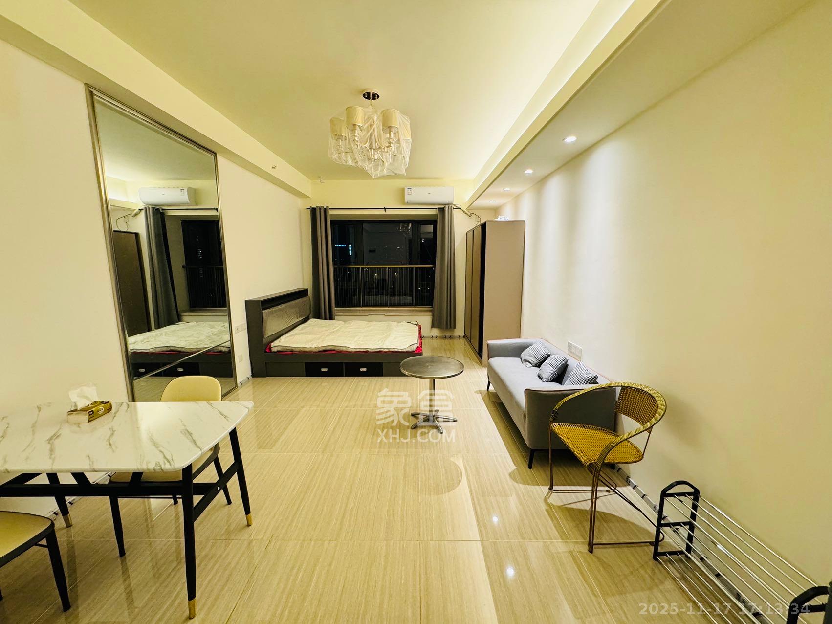 恒大国际广场  1室1厅1卫    2500.0元/月