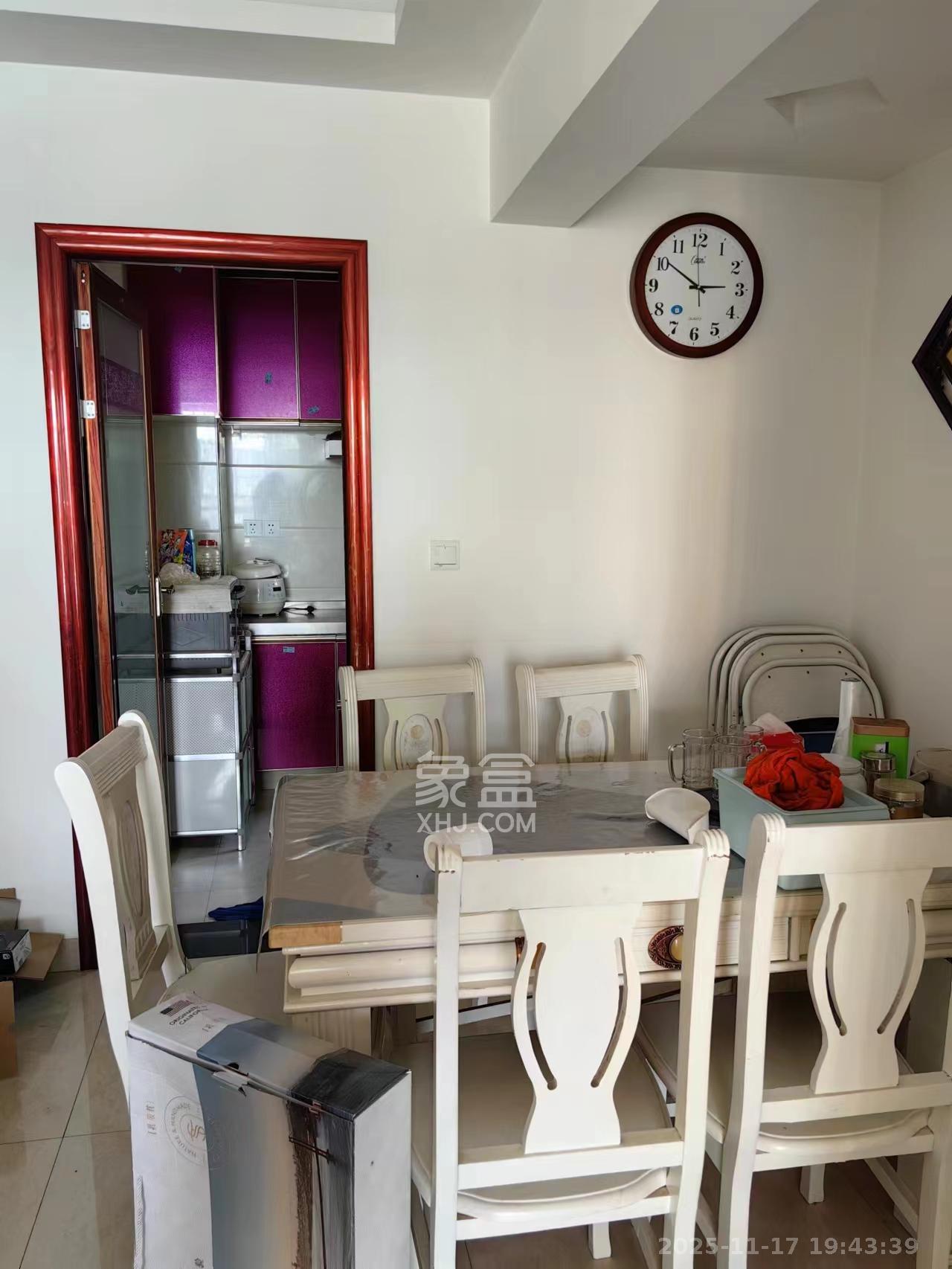 麓谷锦和园  3室2厅1卫    2300.0元/月室内图