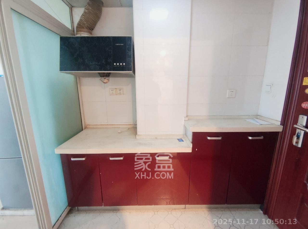 名富公寓  1室0厅1卫    1400.0元/月室内图