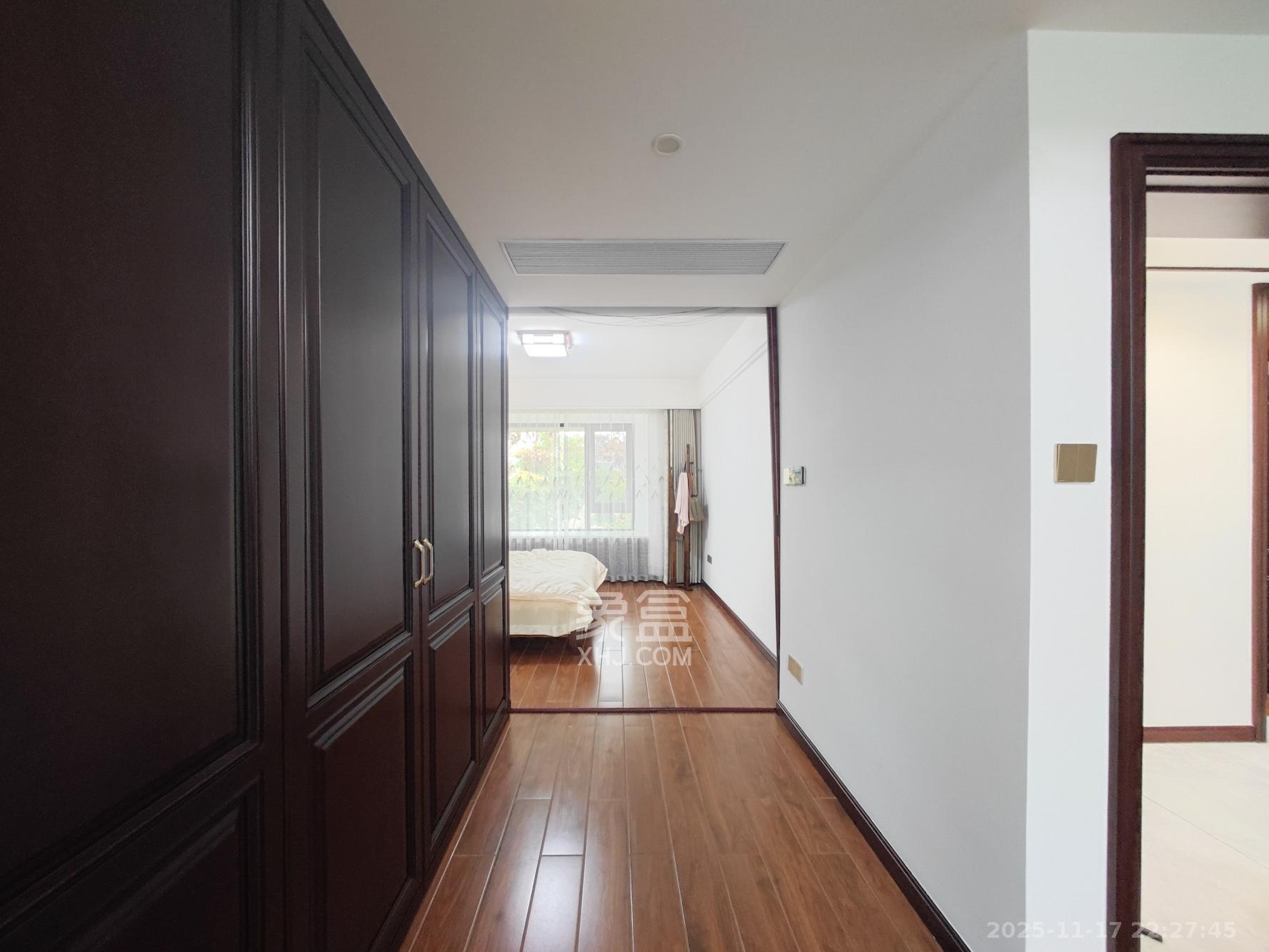 弘阳万侯府 4室2厅2卫 218.0万 弘阳万侯府 4室2厅2卫 218.0万其他