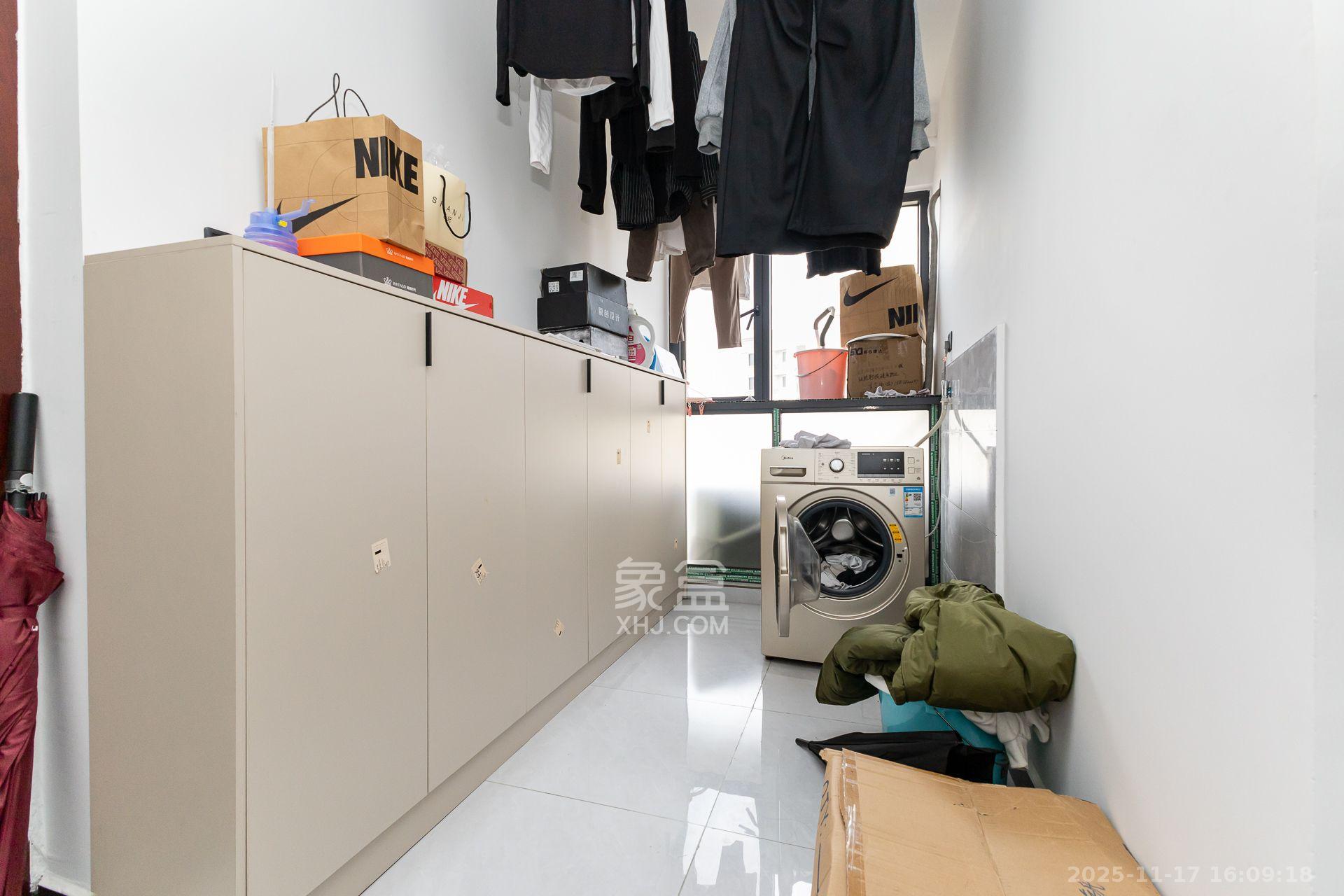 明发阅江悦府  4室2厅2卫    2800.0元/月室内图