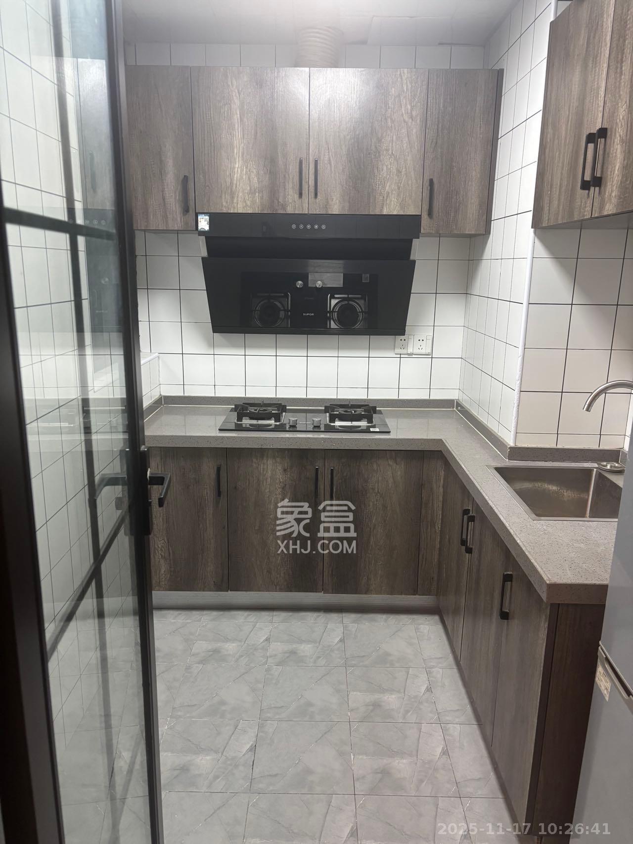 融创融公馆（融创臻苑）  1室1厅1卫    1700.0元/月室内图