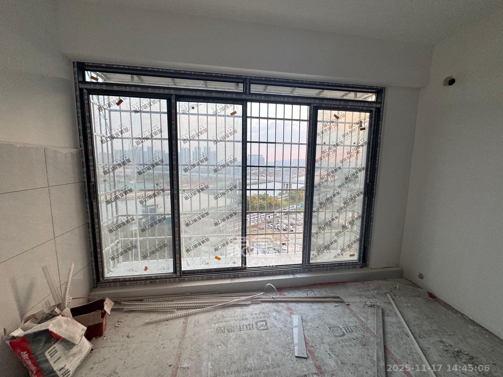 和景家园二期  1室0厅0卫    2000.0元/月室内图