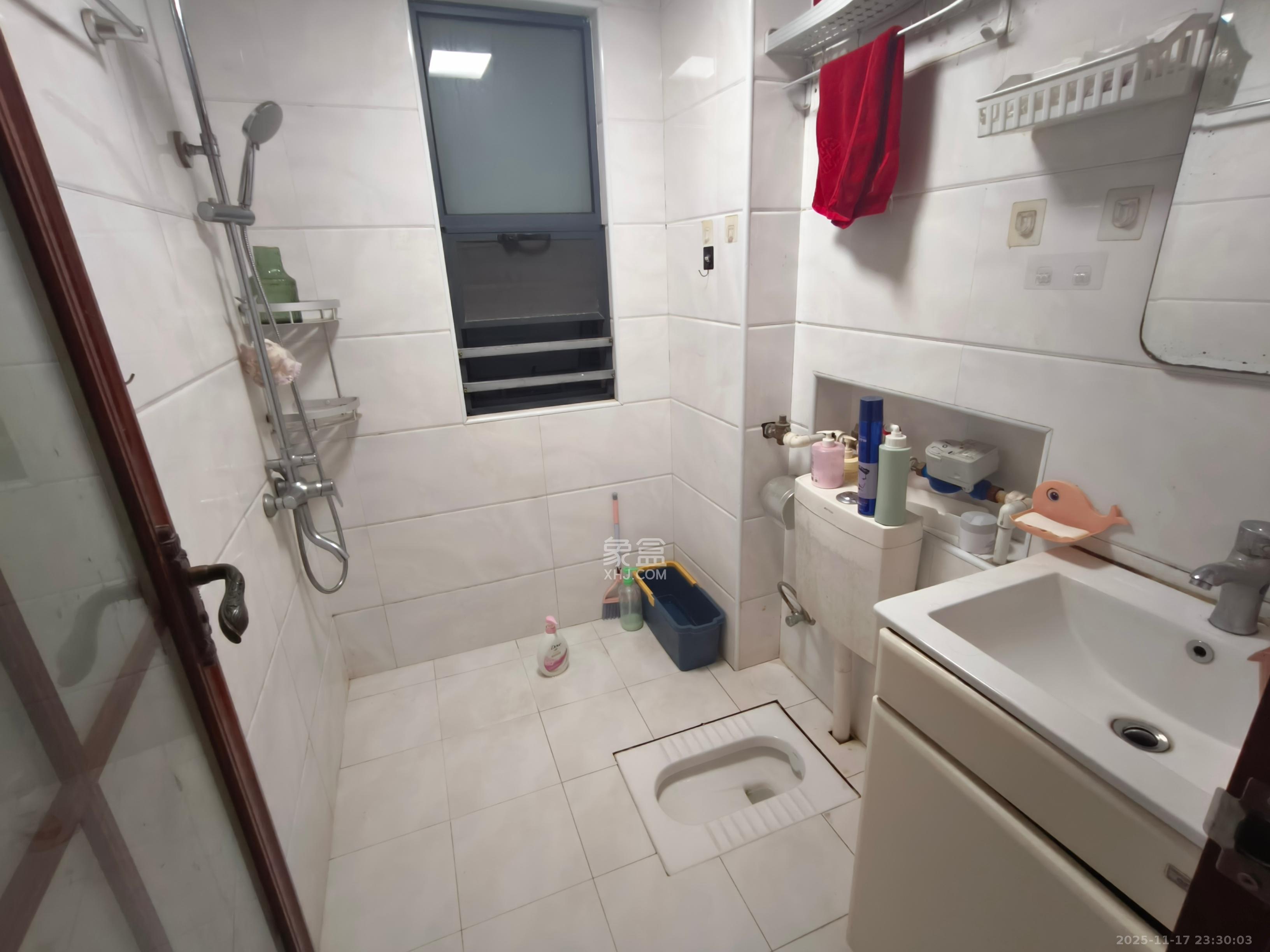 秀峰景园(领秀峰) 1室1厅1卫 1600.0元/月 秀峰景园(领秀峰) 1室1厅1卫 1600.0元/月室内图