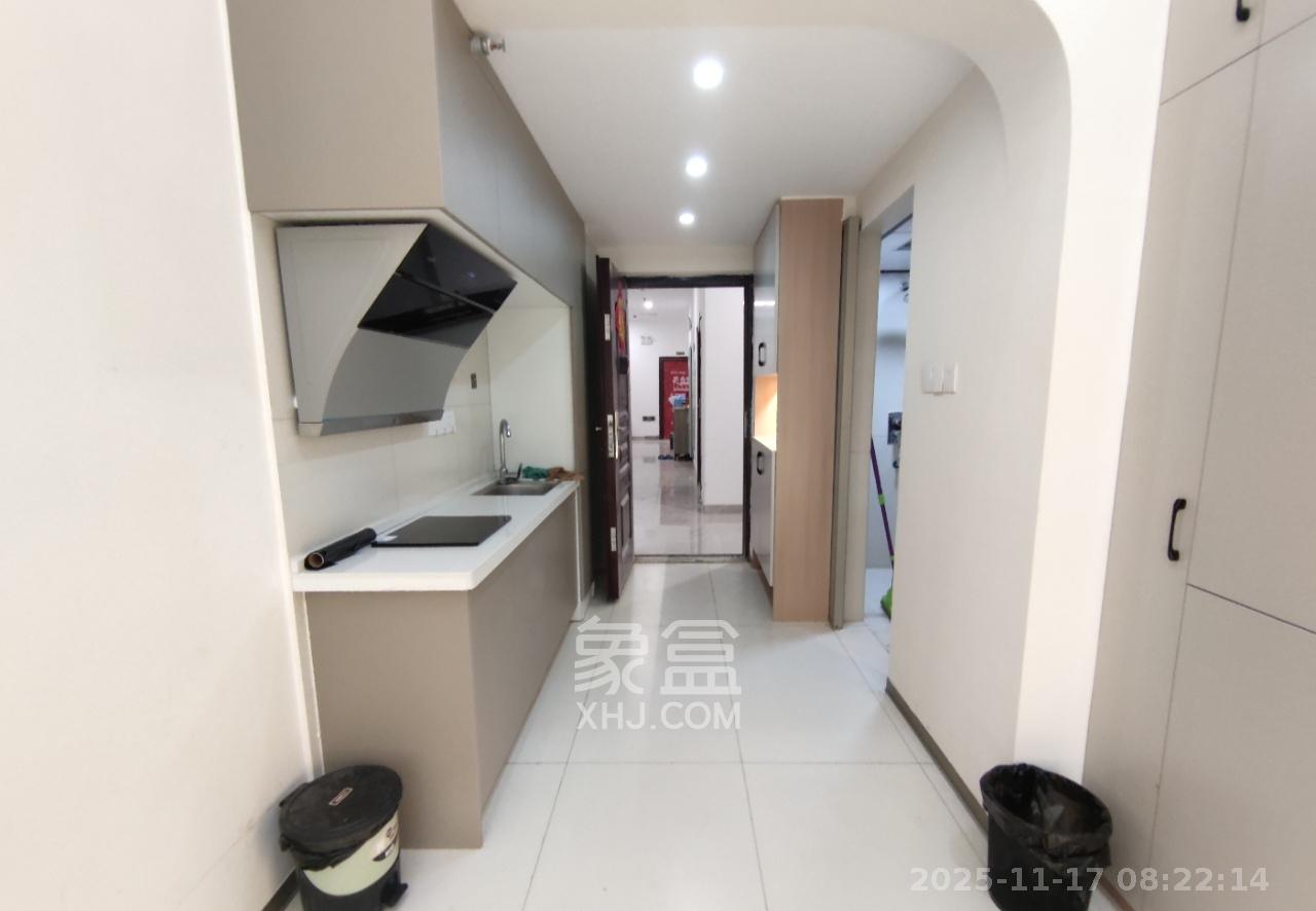 中建嘉和城  1室0厅0卫    2200.0元/月室内图