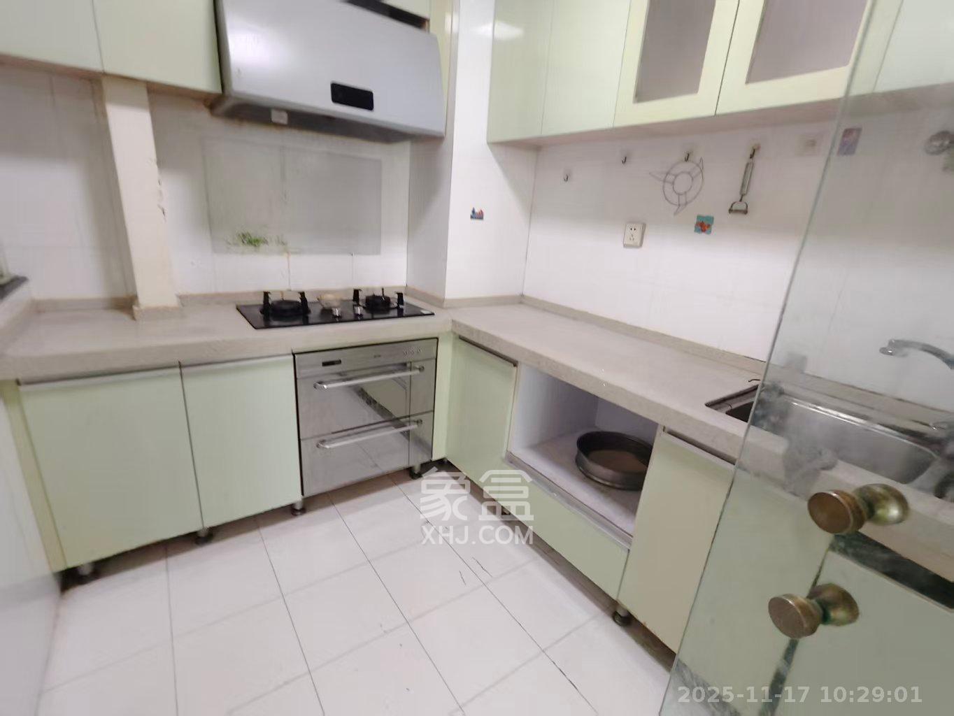 名都花园  2室1厅2卫    2300.0元/月室内图