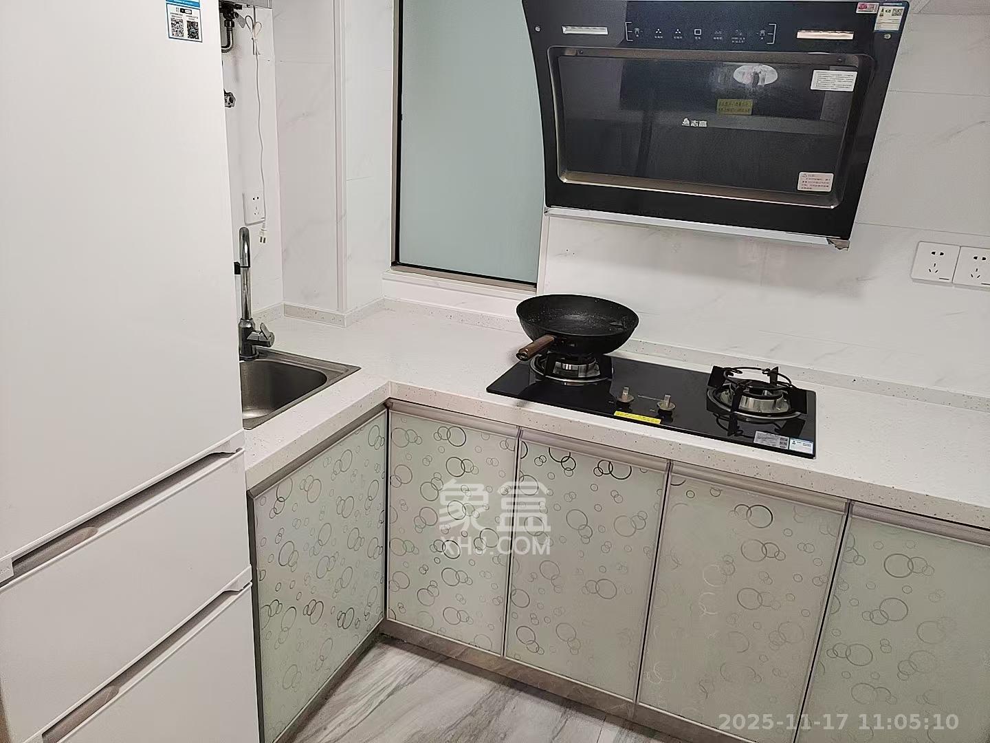 新天地步步高  1室1厅1卫    1000.0元/月室内图