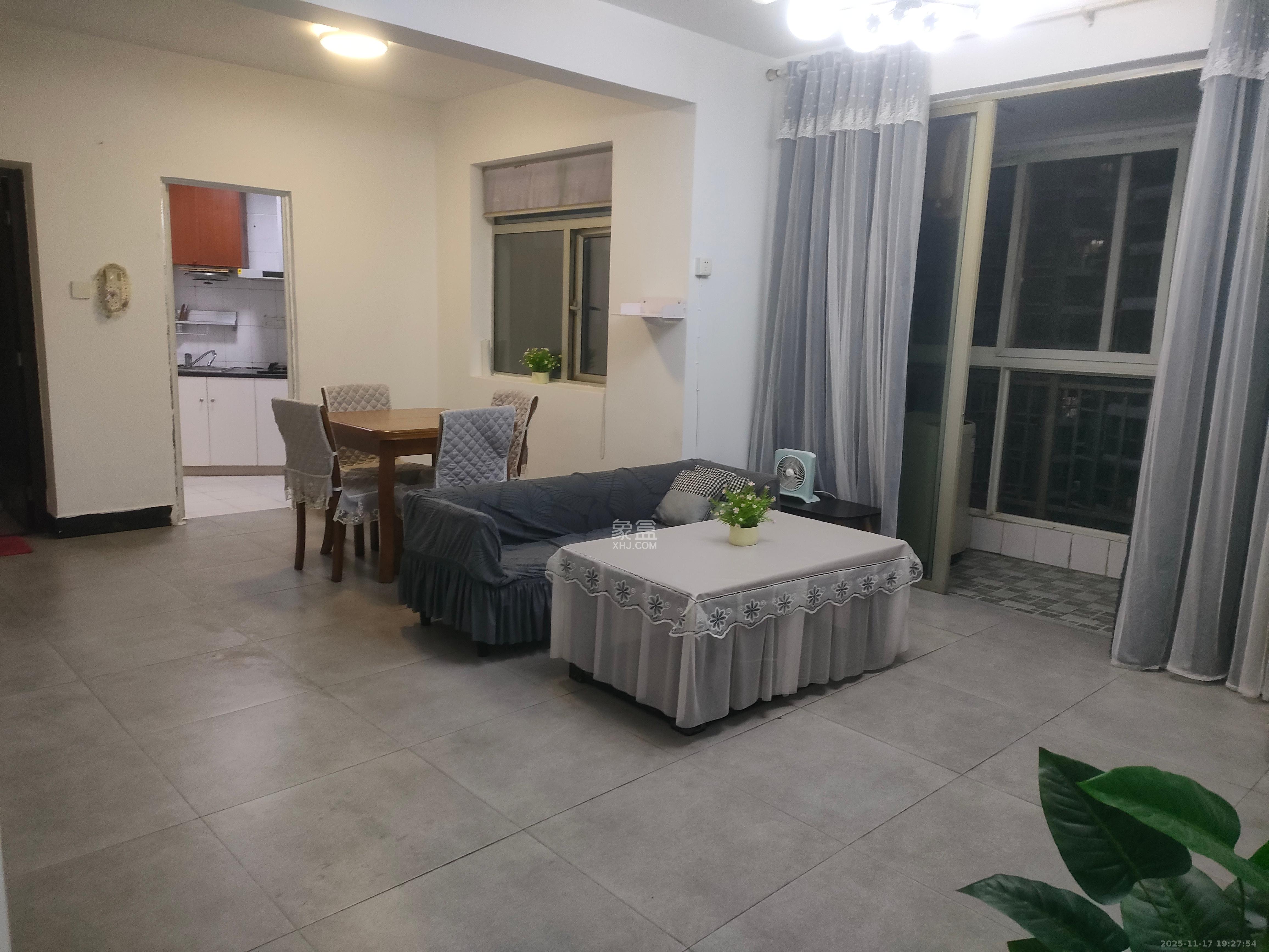 凯通国际城（凯通朝庭）  3室2厅1卫    2600.0元/月室内图