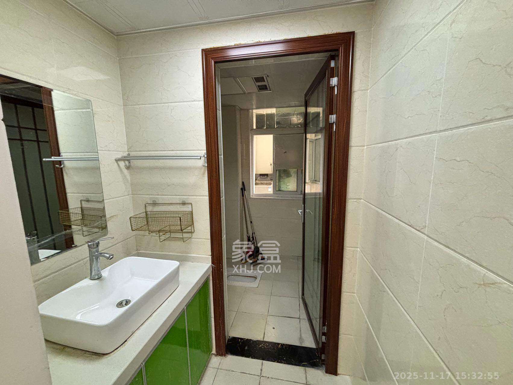 星城新宇颐景苑 1室1厅1卫 2500.0元/月 星城新宇颐景苑 1室1厅1卫 2500.0元/月室内图