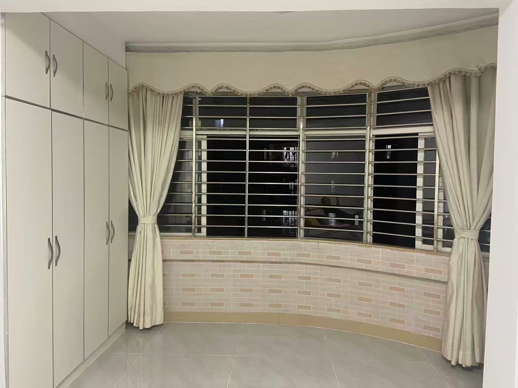 昌茂清华园  2室1厅1卫    2200.0元/月室内图