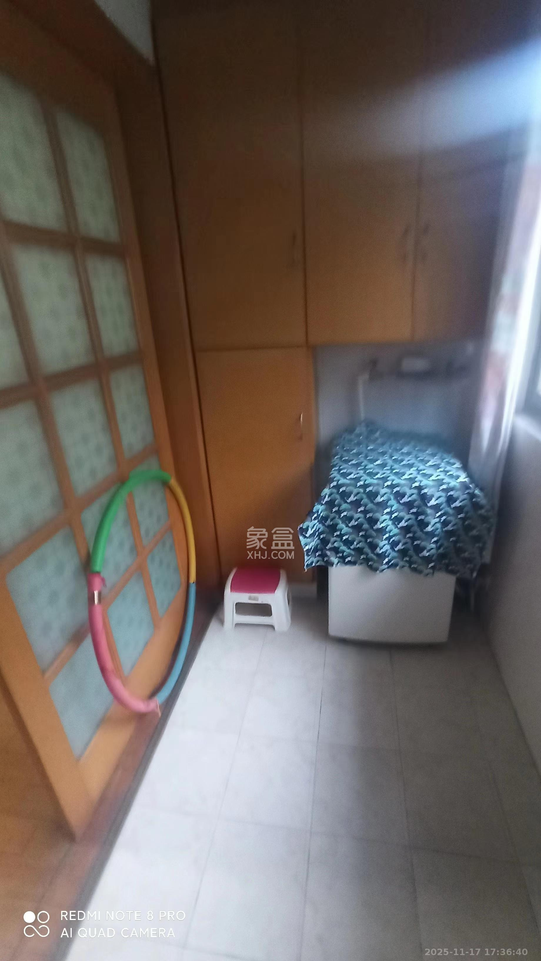 向韶村  3室1厅1卫    3000.0元/月室内图