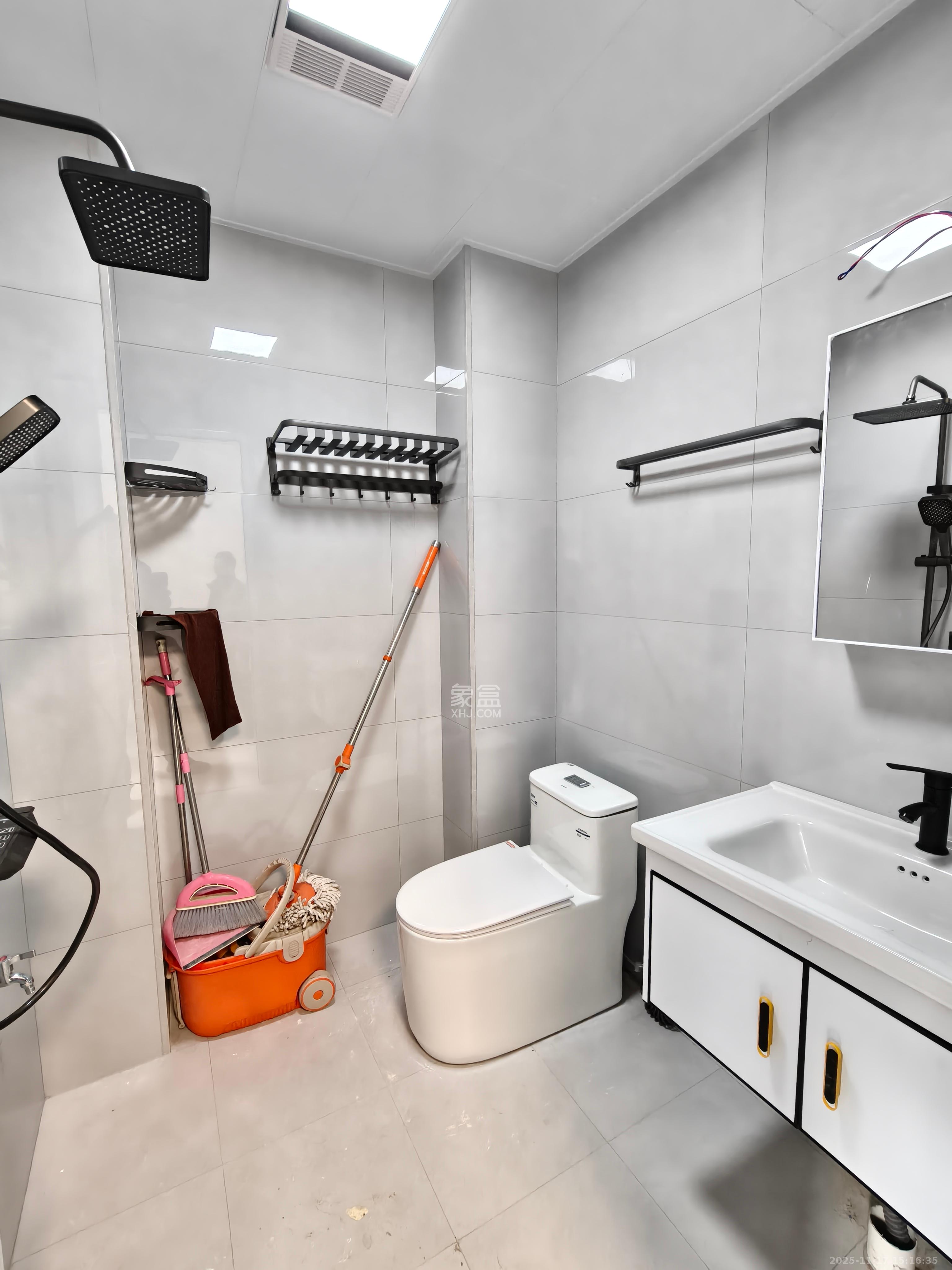 马益顺巷（永远里）散盘  1室1厅1卫    2200.0元/月室内图