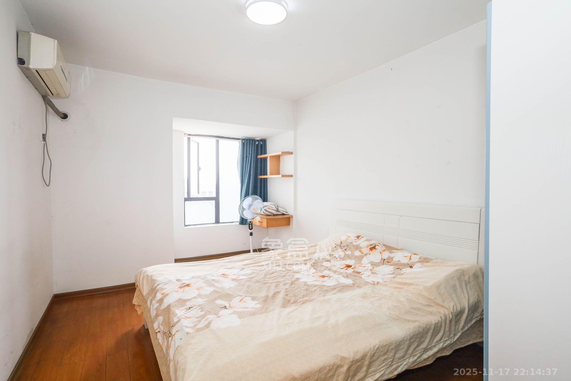 保利麓谷林语F区  1室2厅1卫    2000.0元/月室内图