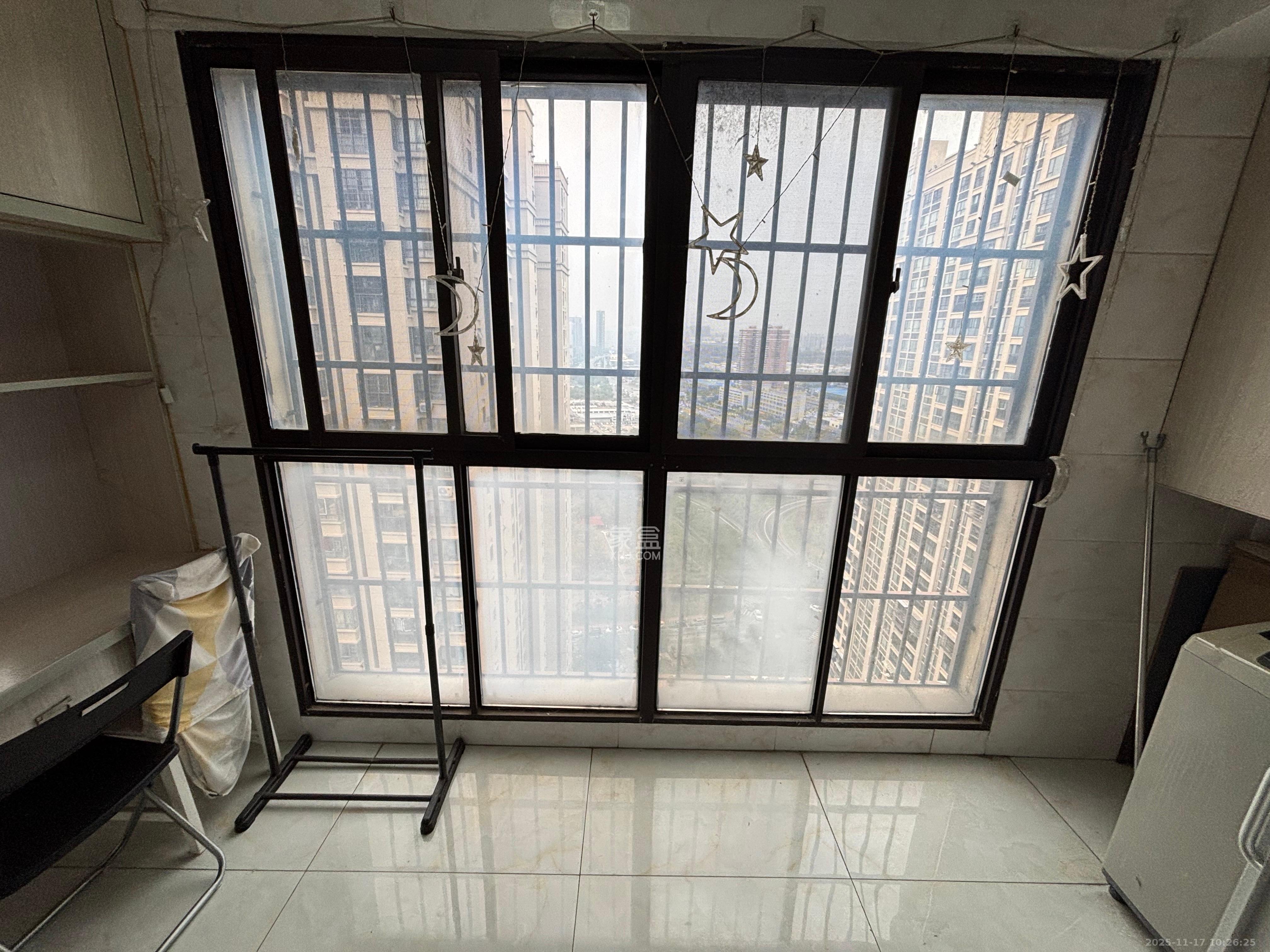 金科时代中心 1室2厅1卫 1900.0元/月 金科时代中心 1室2厅1卫 1900.0元/月室内图