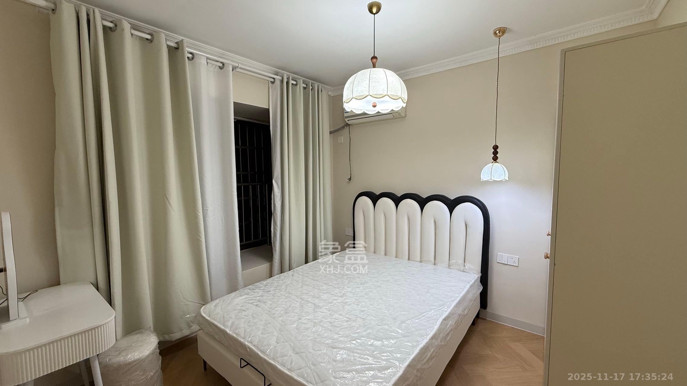 晨兴家园  2室1厅1卫    3200.0元/月室内图