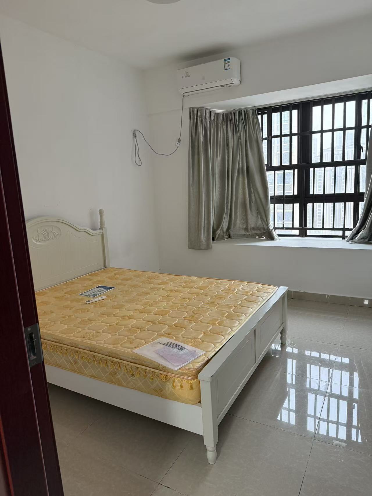 龙岐雅苑  1室2厅2卫    2600.0元/月室内图