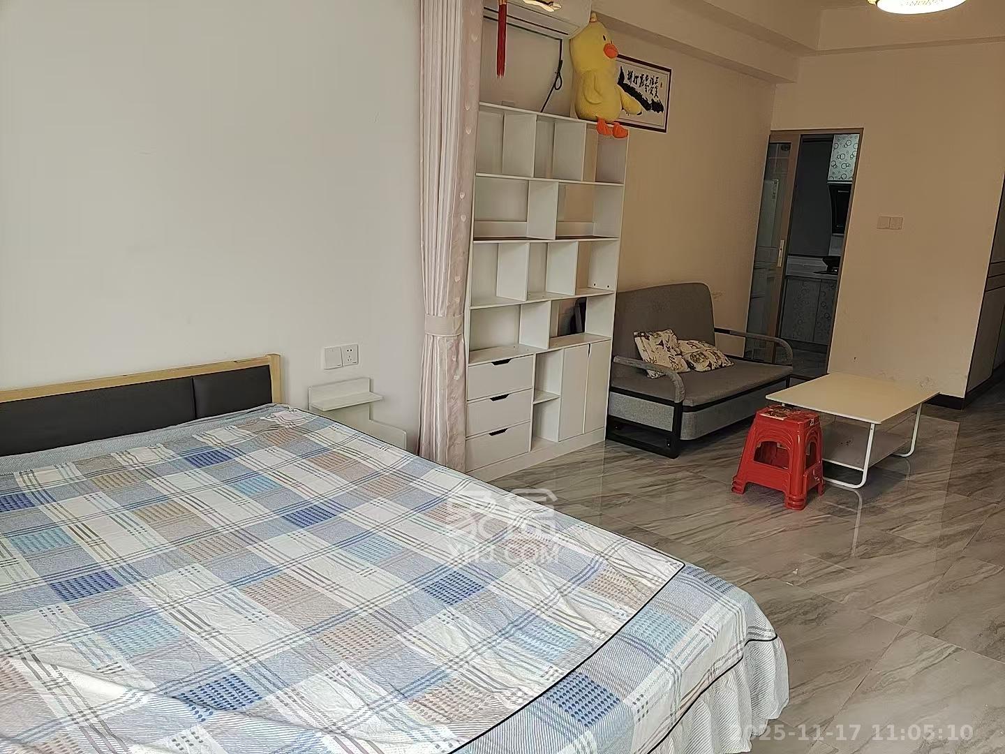 新天地步步高  1室1厅1卫    1000.0元/月室内图