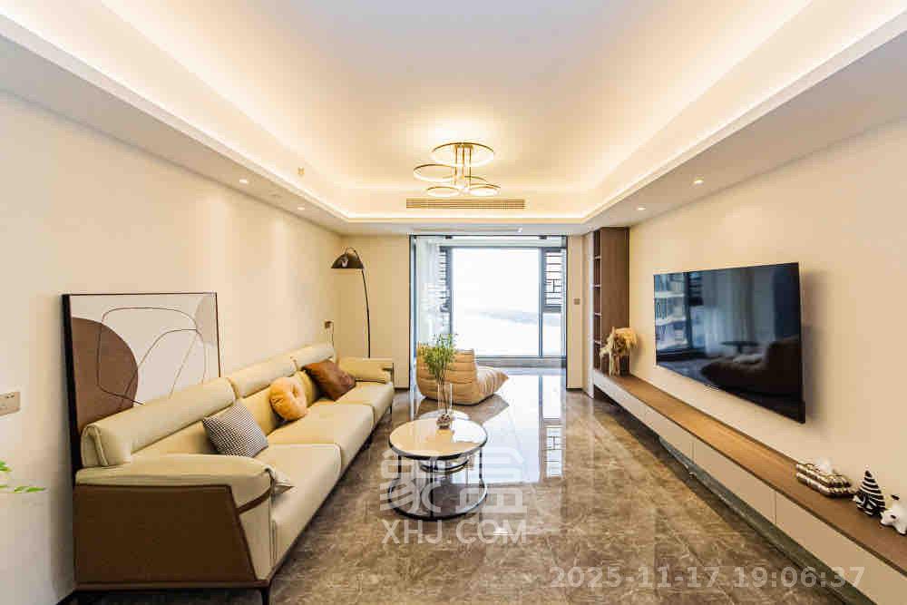 北辰瀚江府  3室2厅2卫    8000.0元/月