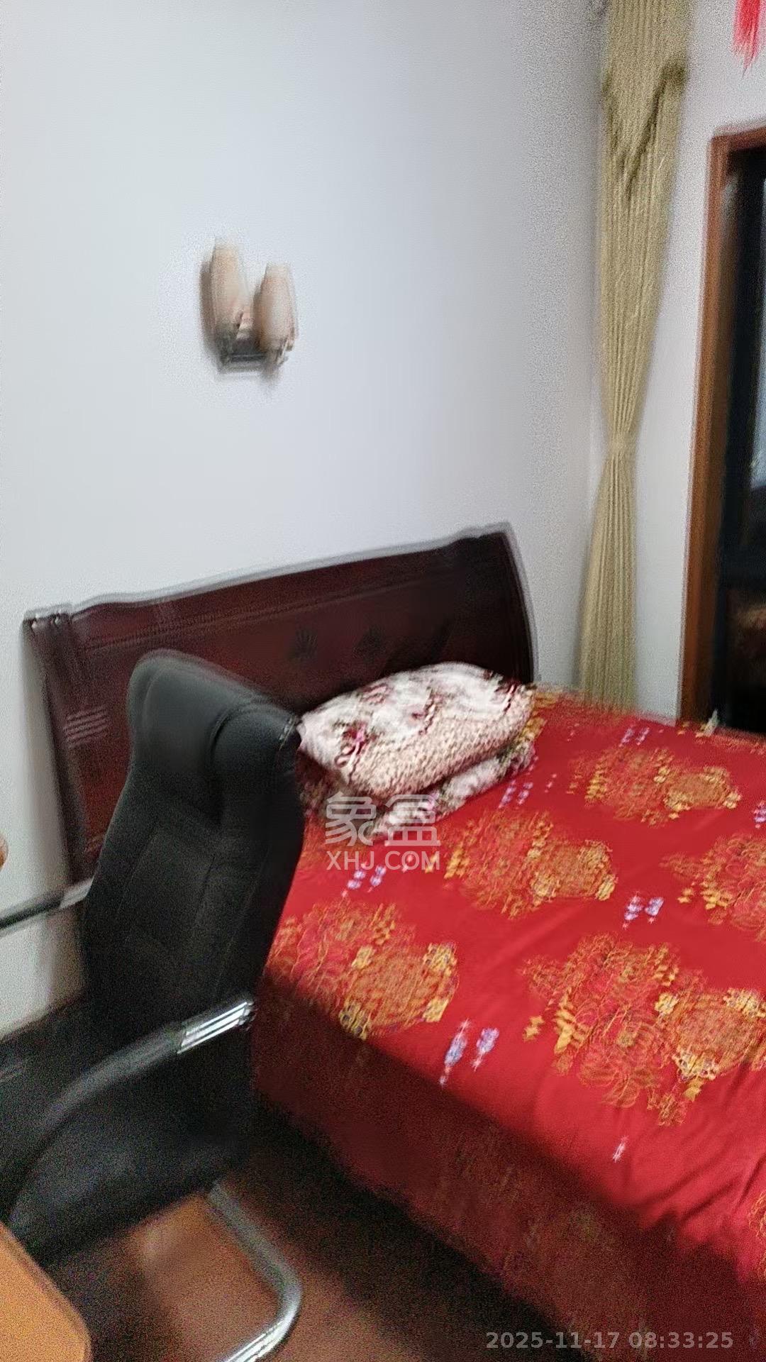 水岸天际(一期、二期) 2室1厅1卫 1800.0元/月 水岸天际(一期、二期) 2室1厅1卫 1800.0元/月室内图