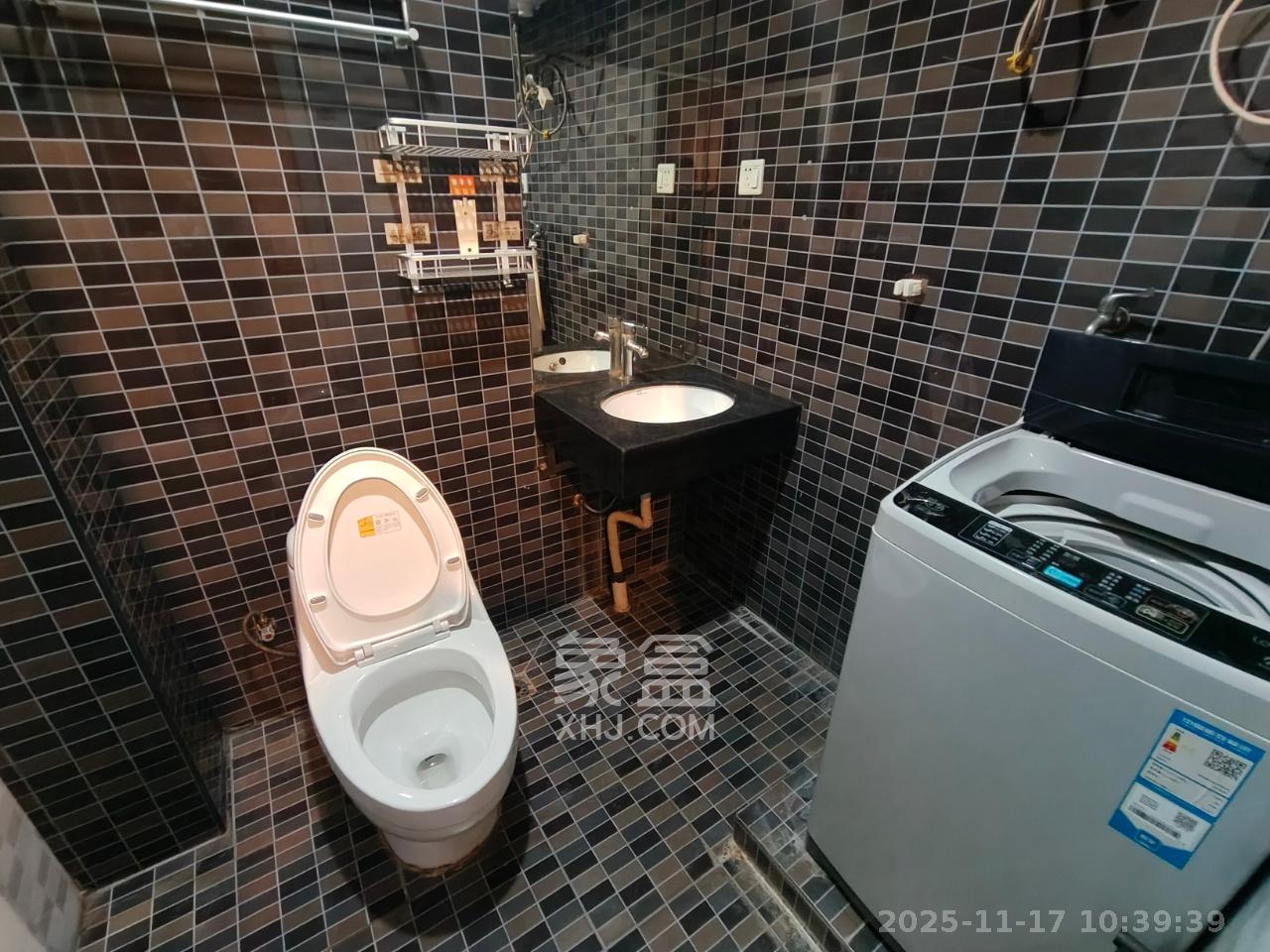 融圣国际  1室1厅1卫    1600.0元/月室内图