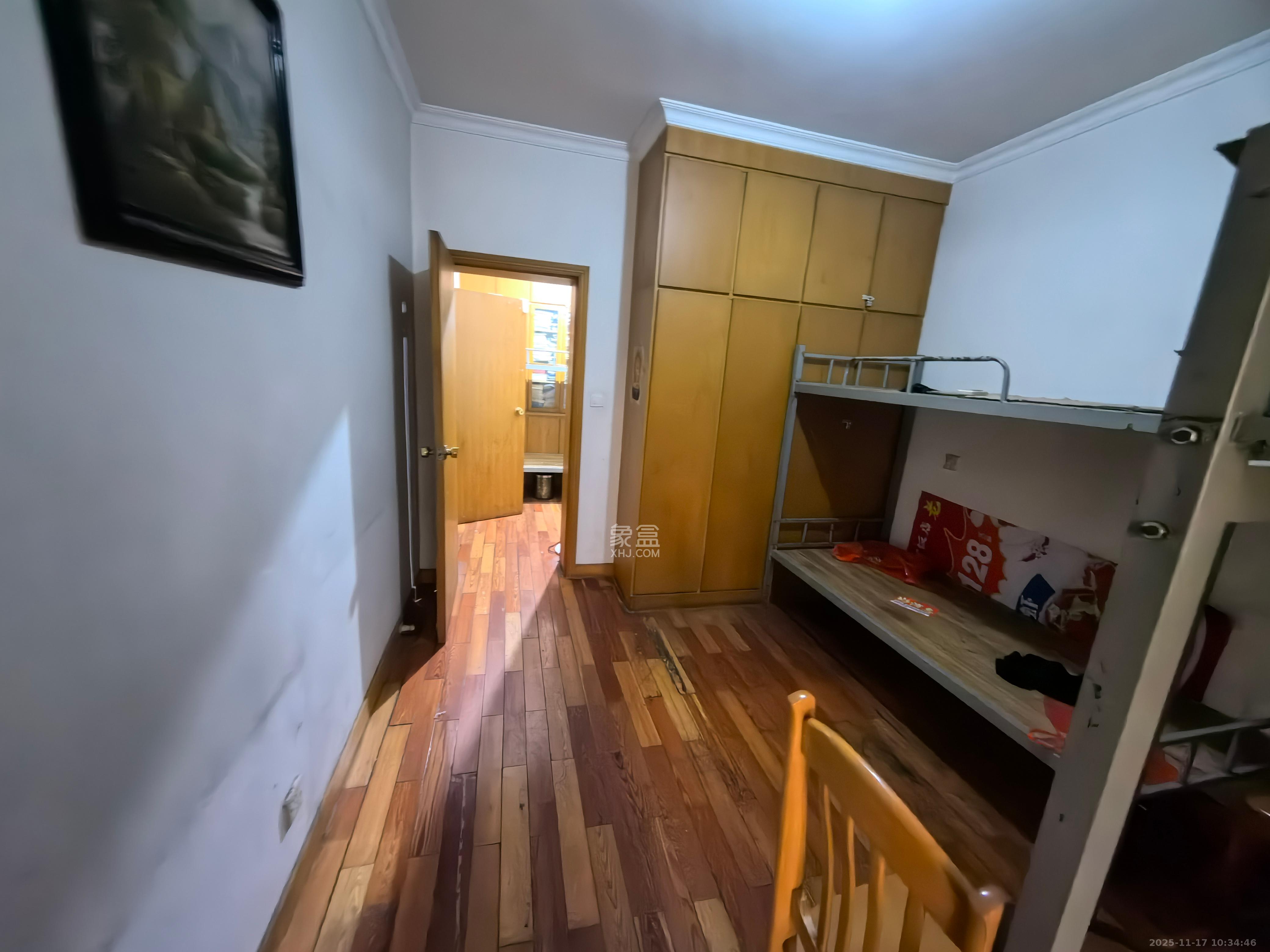 省工商局院内宿舍（江边工商局）  1室2厅2卫    3300.0元/月室内图