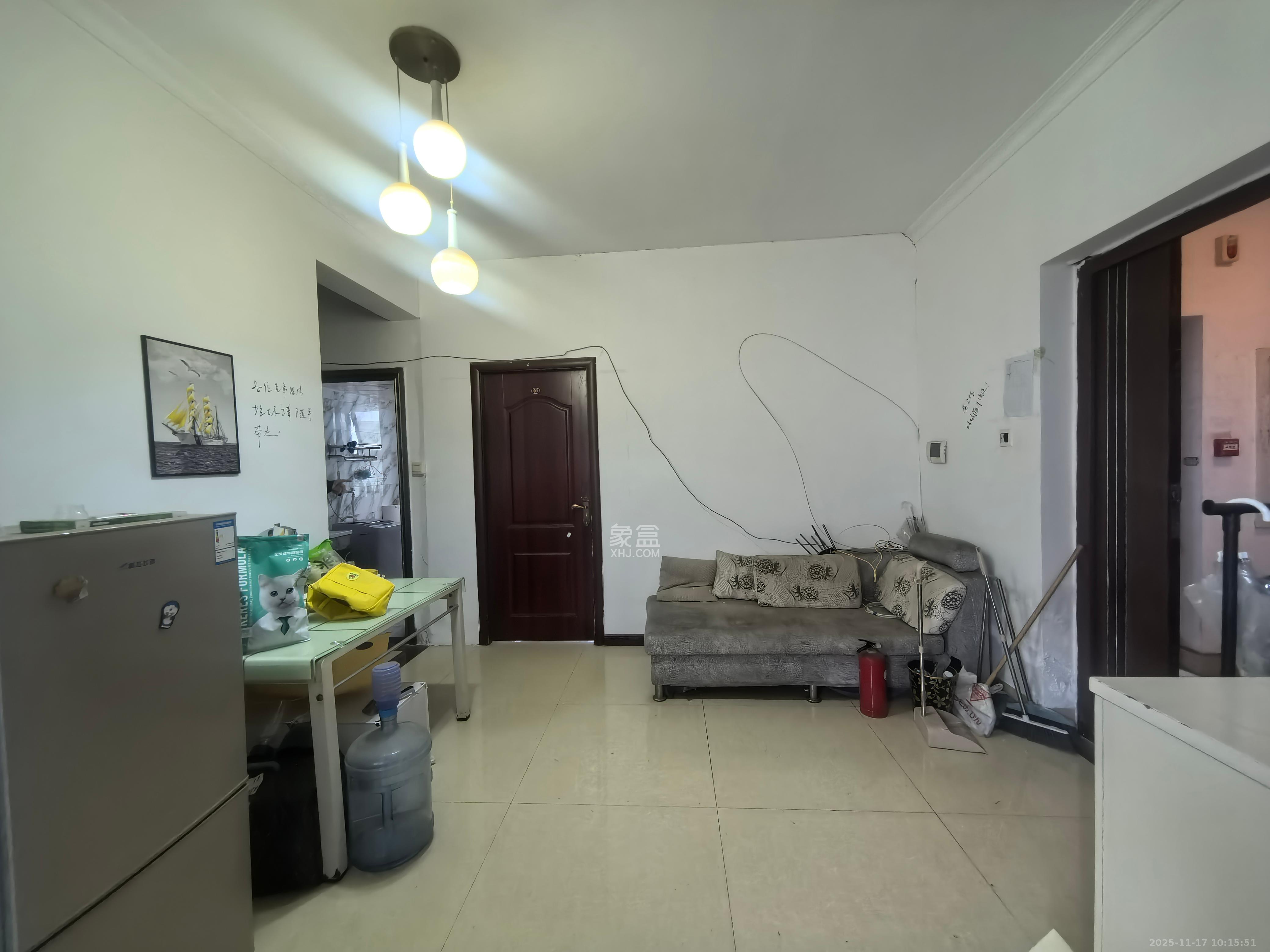 莱茵城  1室1厅1卫    700.0元/月室内图