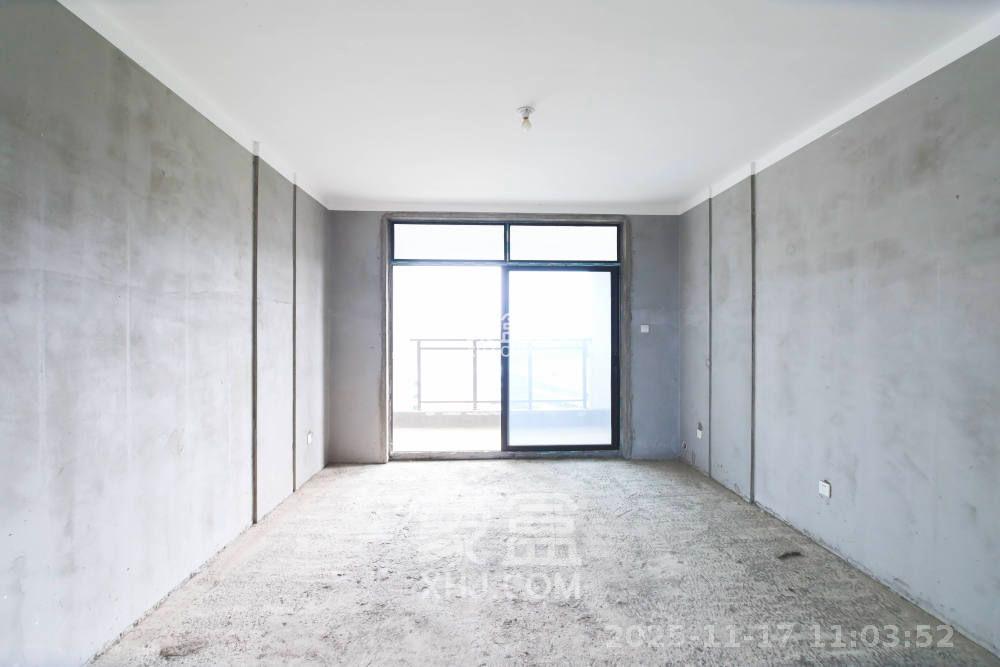 长房半岛蓝湾(观山月) 5室2厅2卫 2200.0元/月 长房半岛蓝湾(观山月) 5室2厅2卫 2200.0元/月室内图