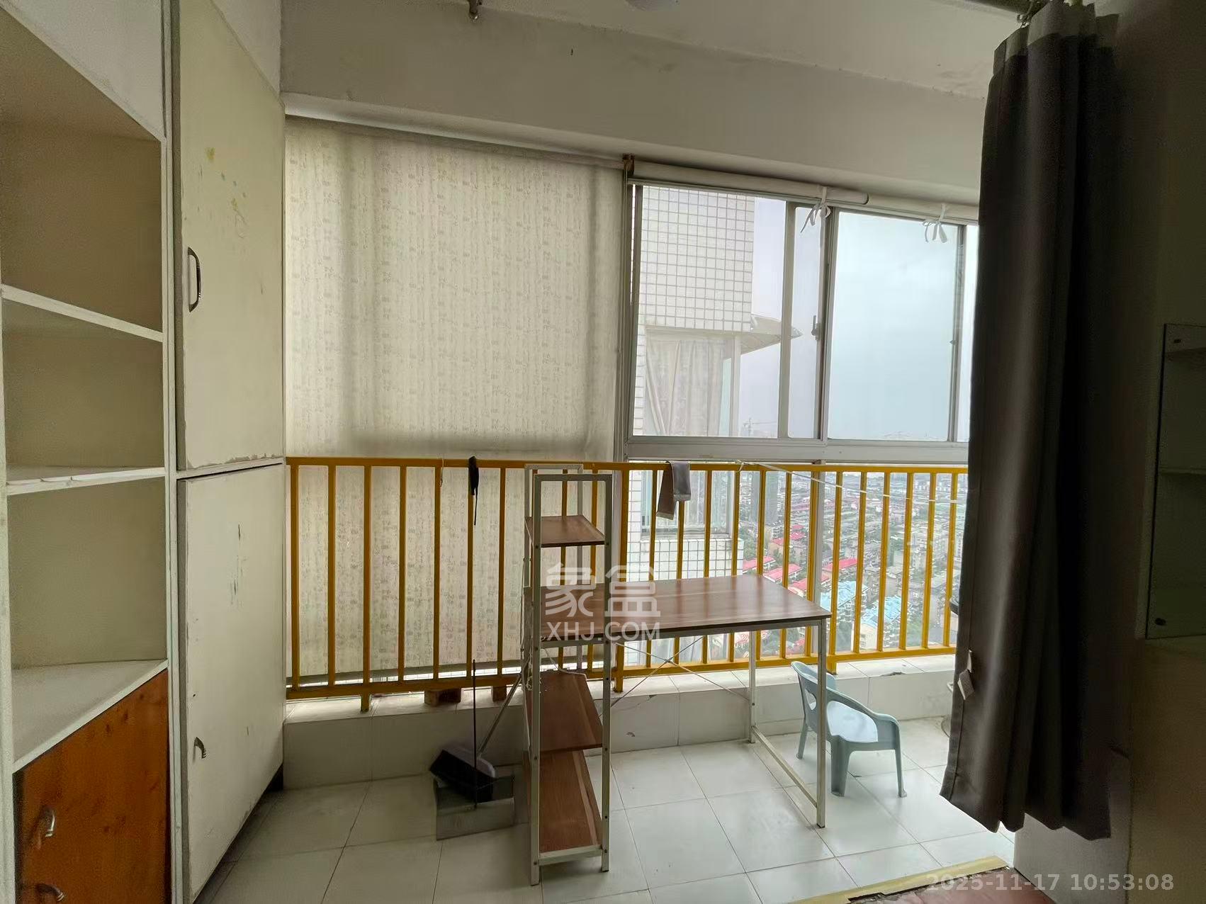 东方新世界  1室1厅1卫    1100.0元/月室内图