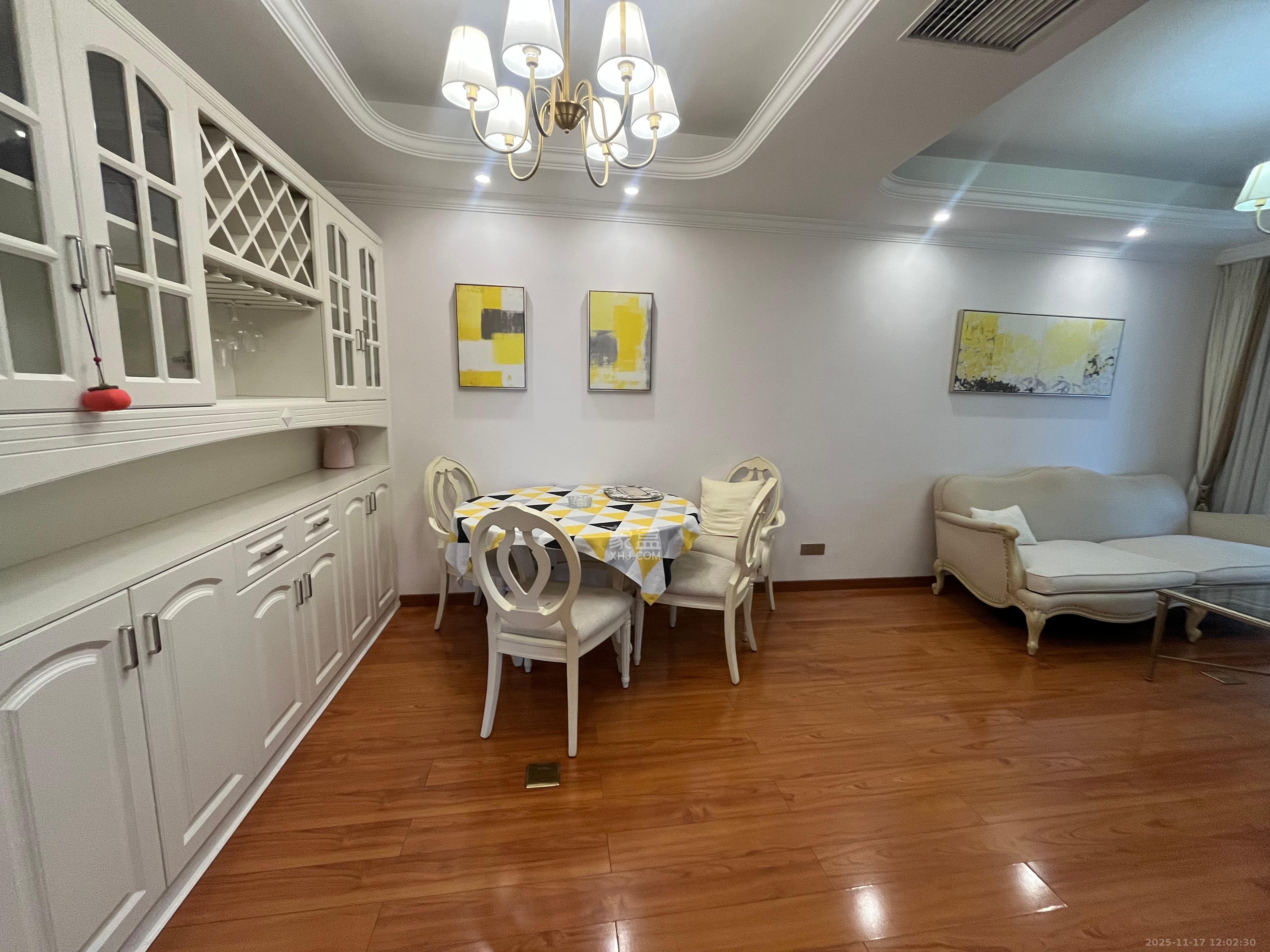 保利西海岸B区  2室2厅1卫    3500.0元/月室内图