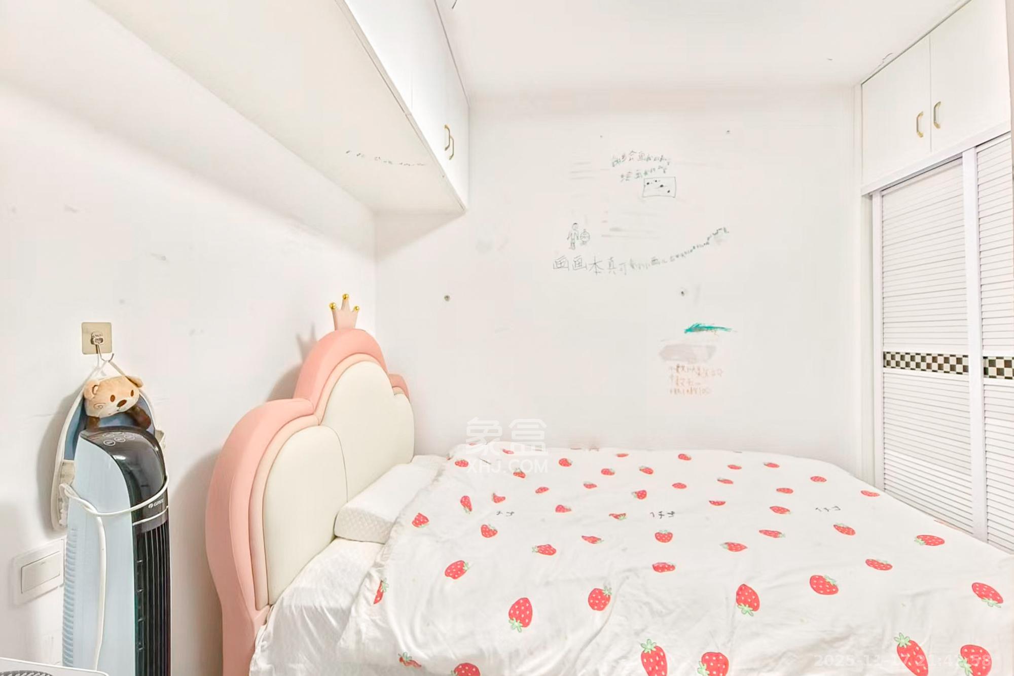 新诚小区 2室1厅1卫 40.0万 新诚小区 2室1厅1卫 40.0万卧室