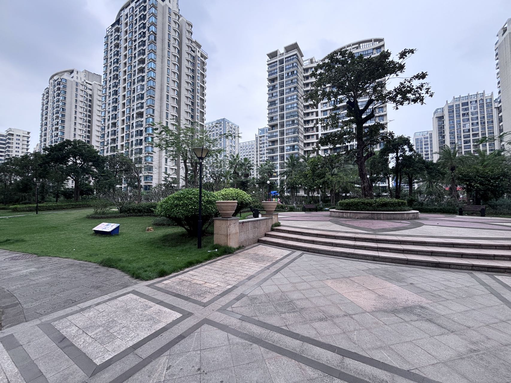 晨晖帝景 3室2厅2卫 153.0万 晨晖帝景 3室2厅2卫 153.0万小区图