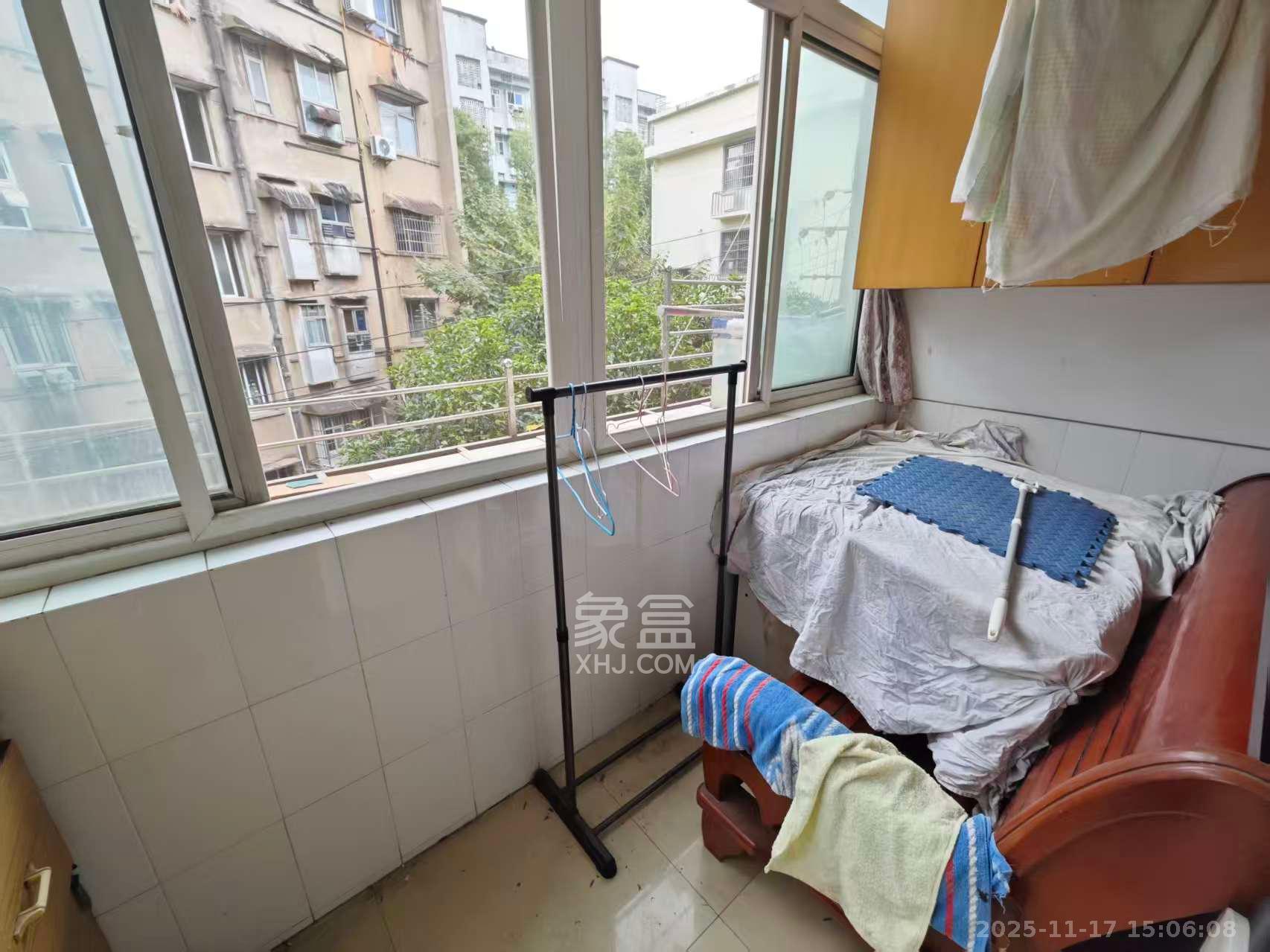 解放四村626号(长沙市三医院宿舍)  2室1厅1卫    1300.0元/月室内图