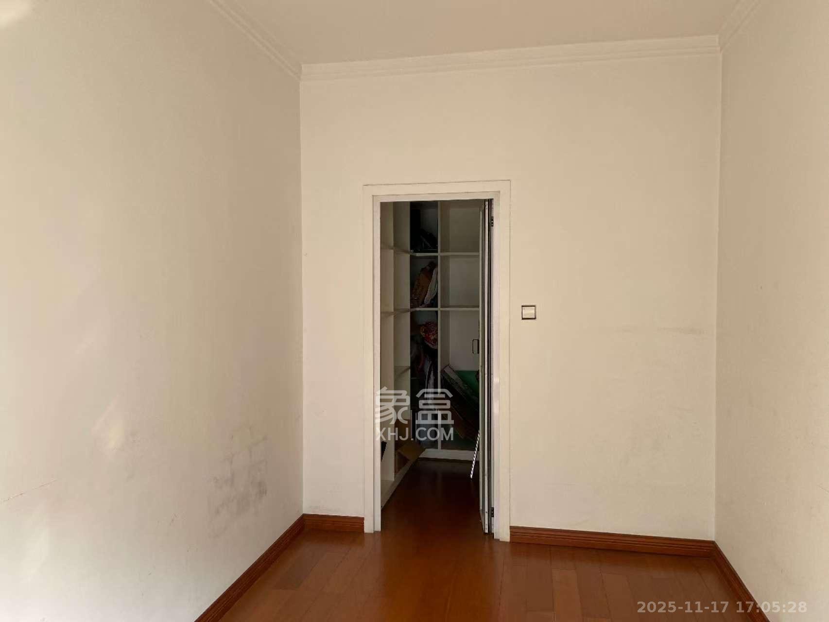 银桂苑 5室2厅2卫 4000.0元/月 银桂苑 5室2厅2卫 4000.0元/月室内图