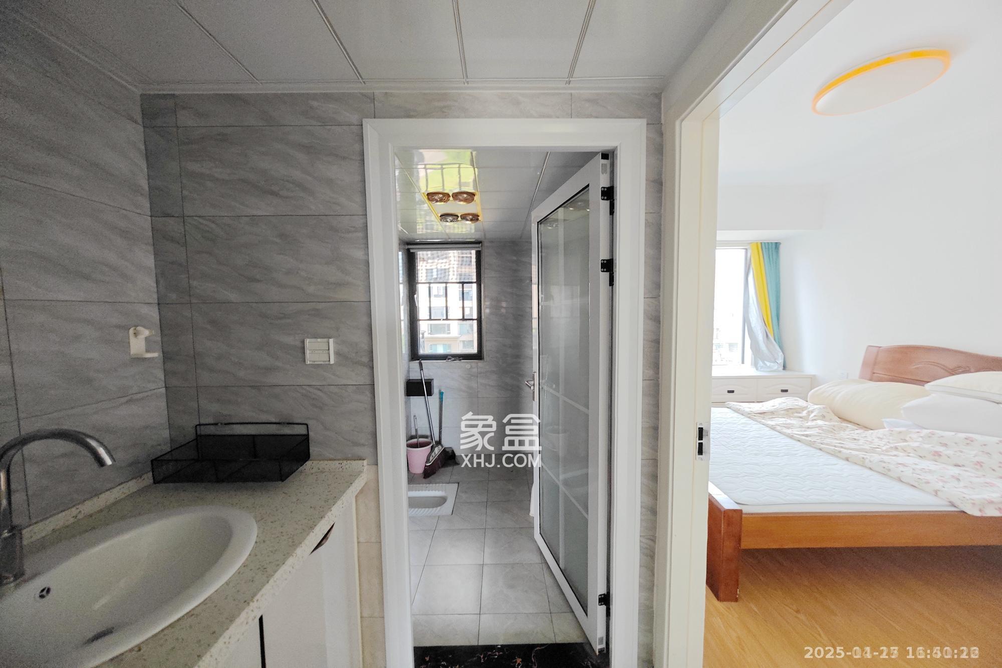 建发中央悦府 4室2厅2卫 4200.0元/月 建发中央悦府 4室2厅2卫 4200.0元/月室内图