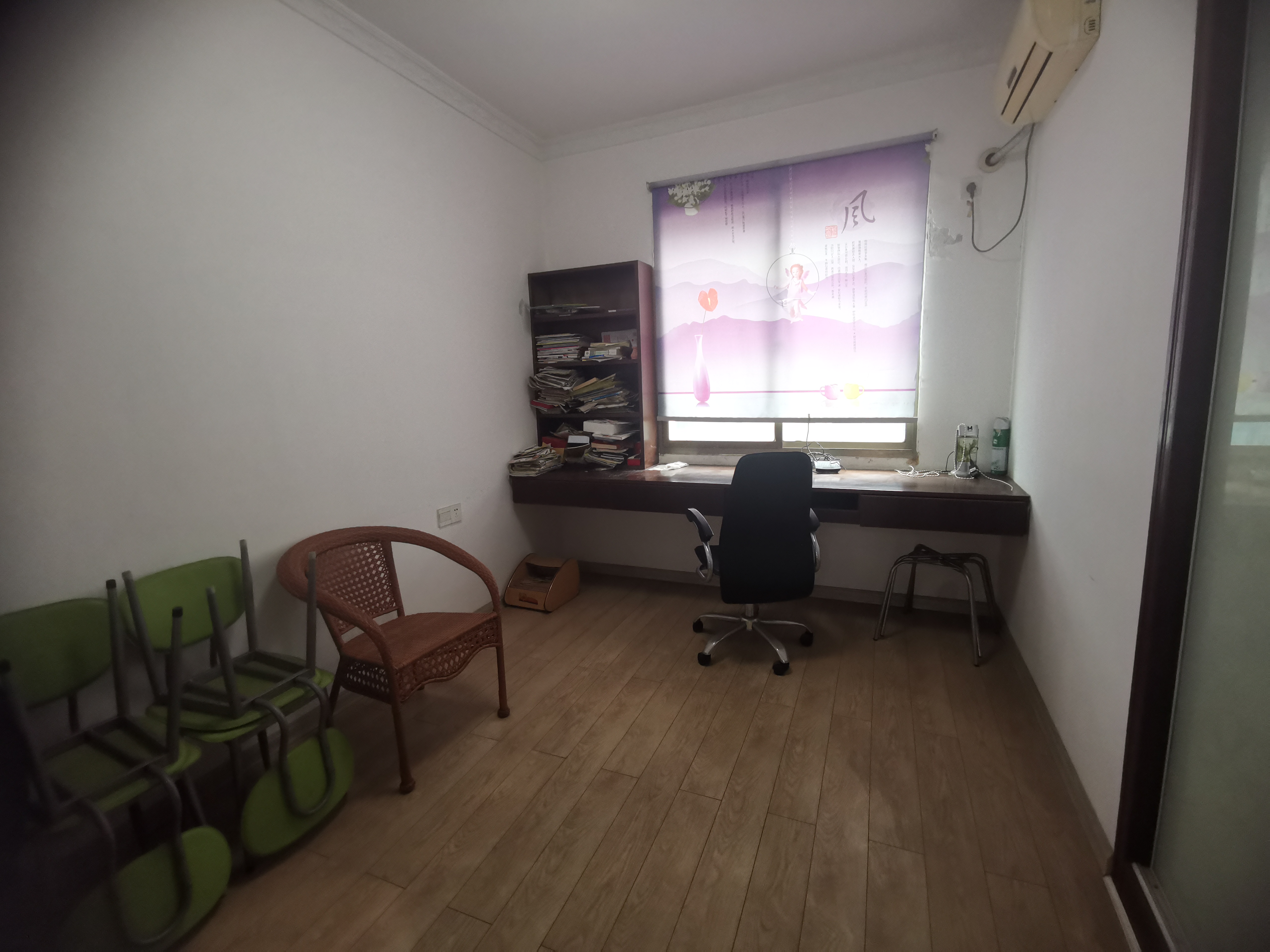 香格里拉  1室0厅0卫    1000.0元/月室内图