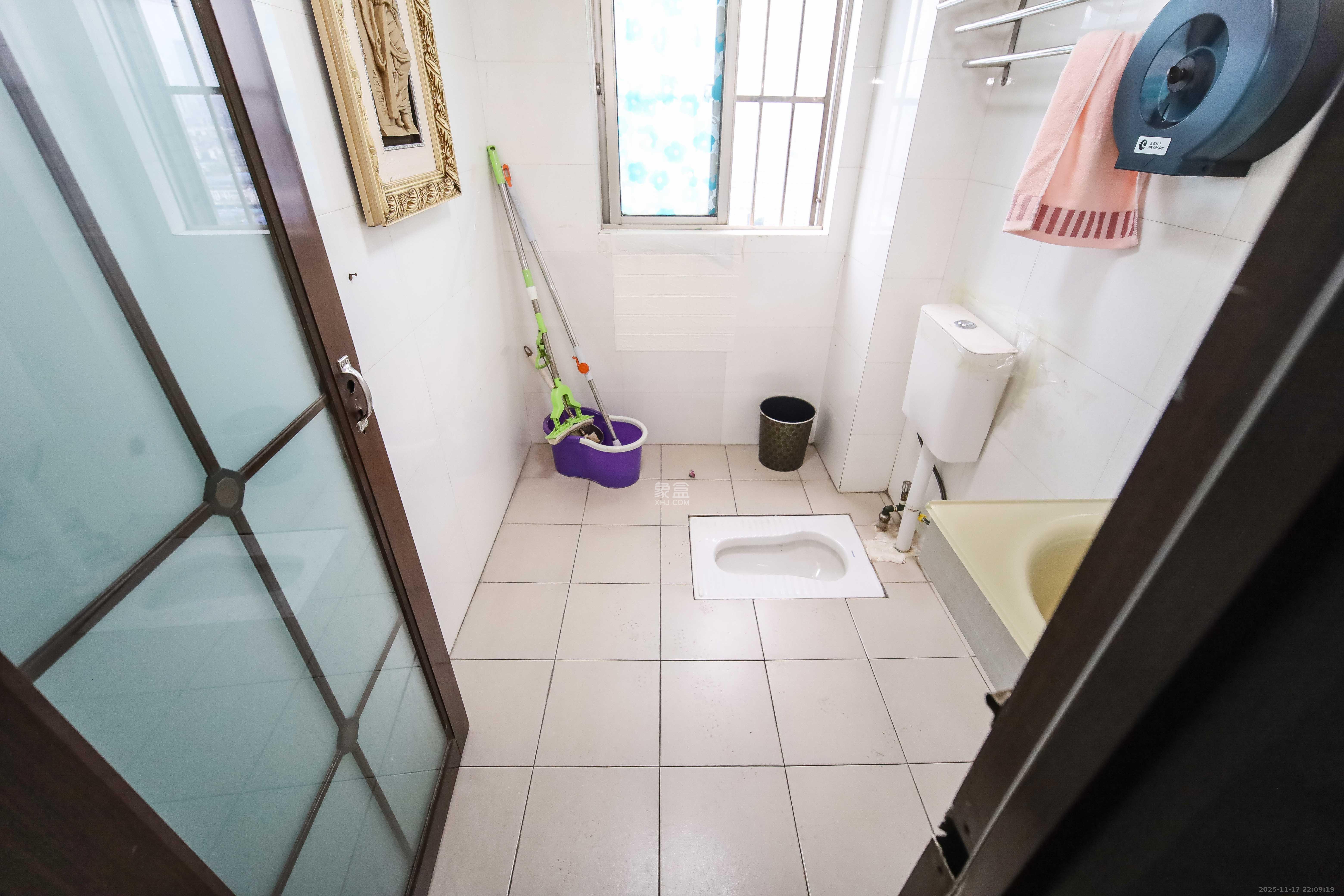 高桥现代商贸城 2室2厅2卫 59.0万 高桥现代商贸城 2室2厅2卫 59.0万卫生间