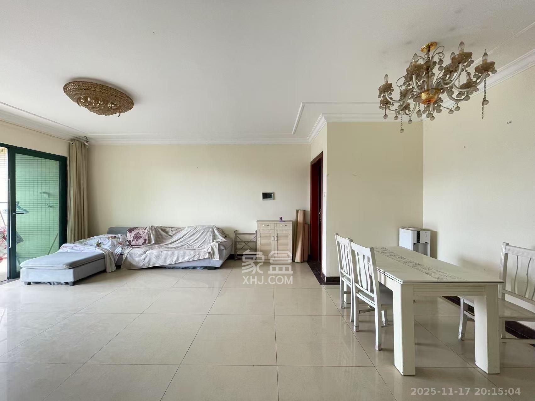 恒大名都  4室2厅2卫    1900.0元/月室内图