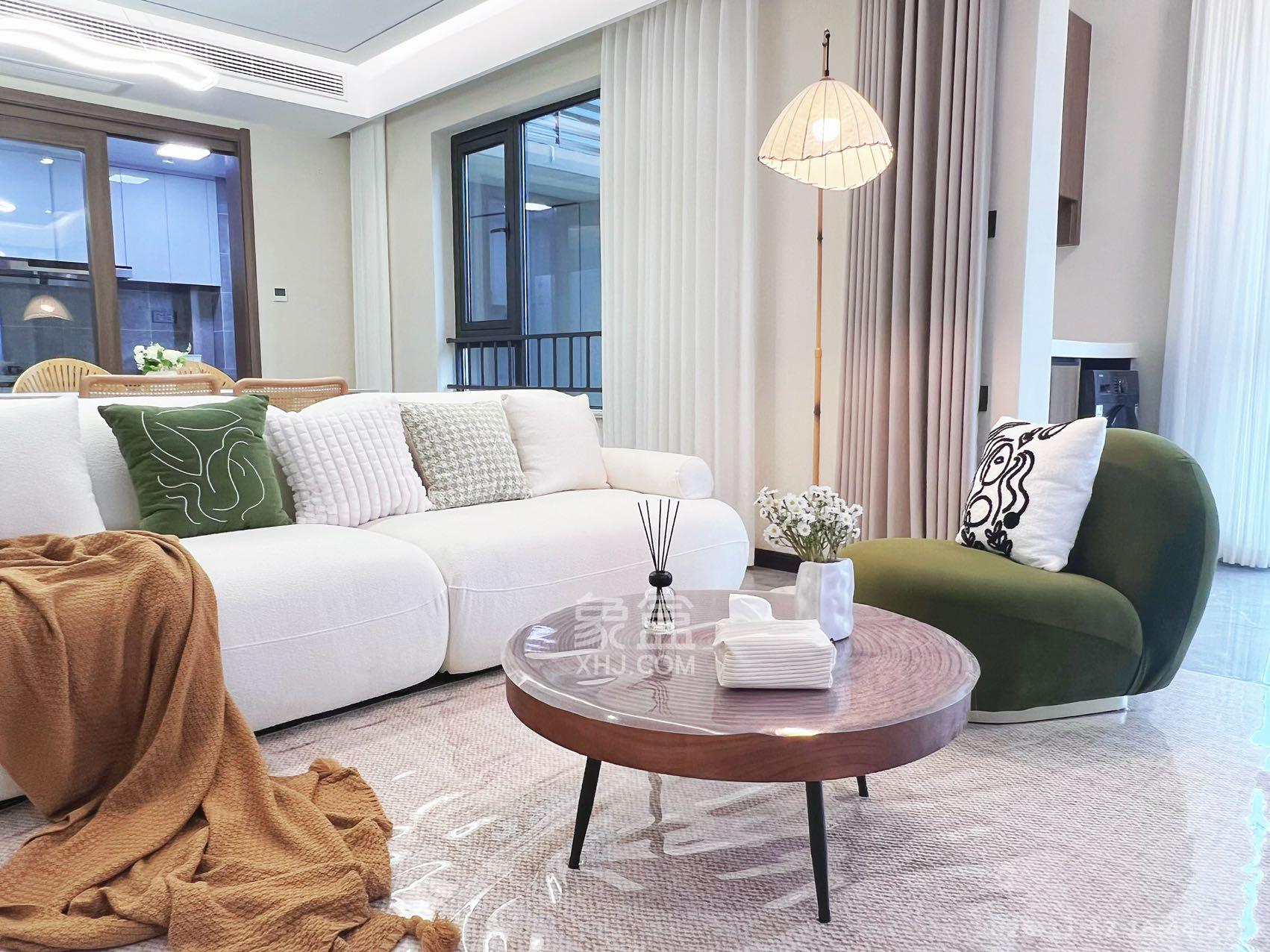 卓越中寰 4室2厅2卫 5800.0元/月 卓越中寰 4室2厅2卫 5800.0元/月室内图