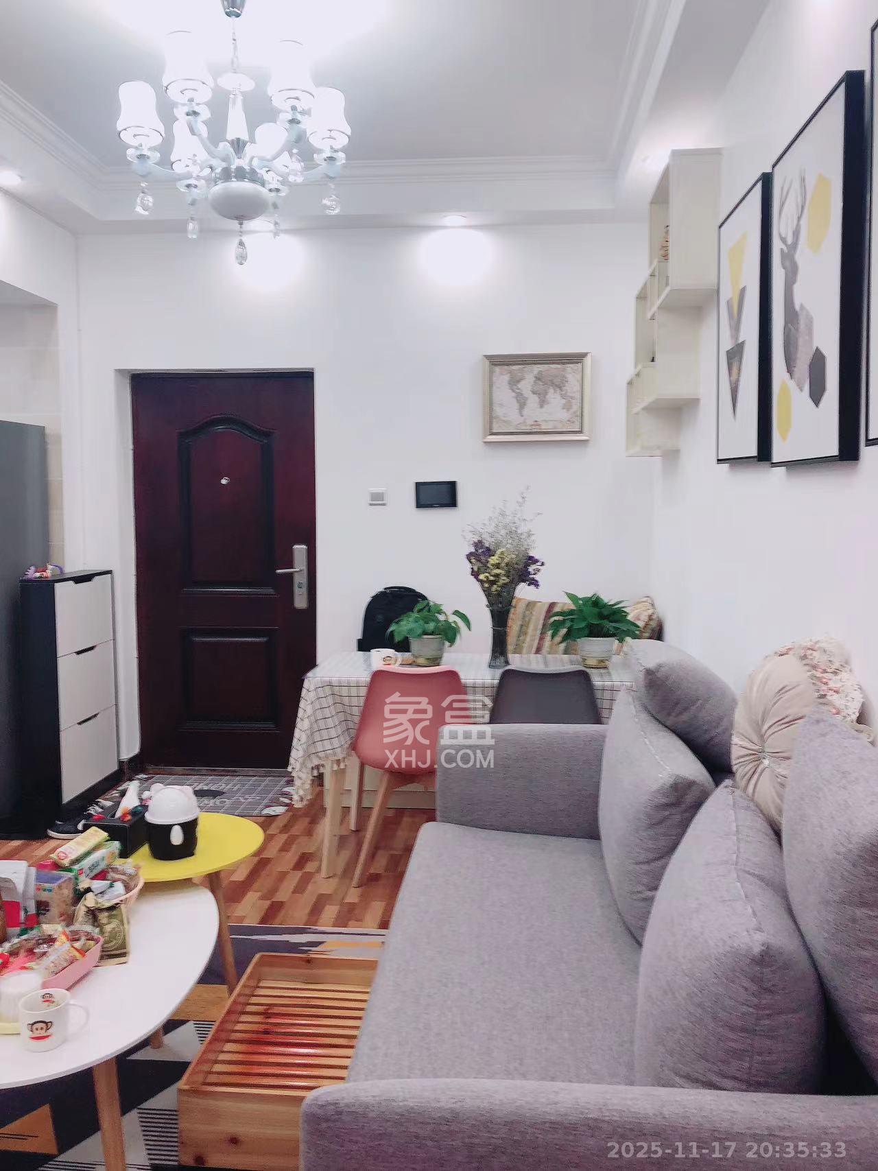 荣悦台  1室1厅1卫    2500.0元/月室内图