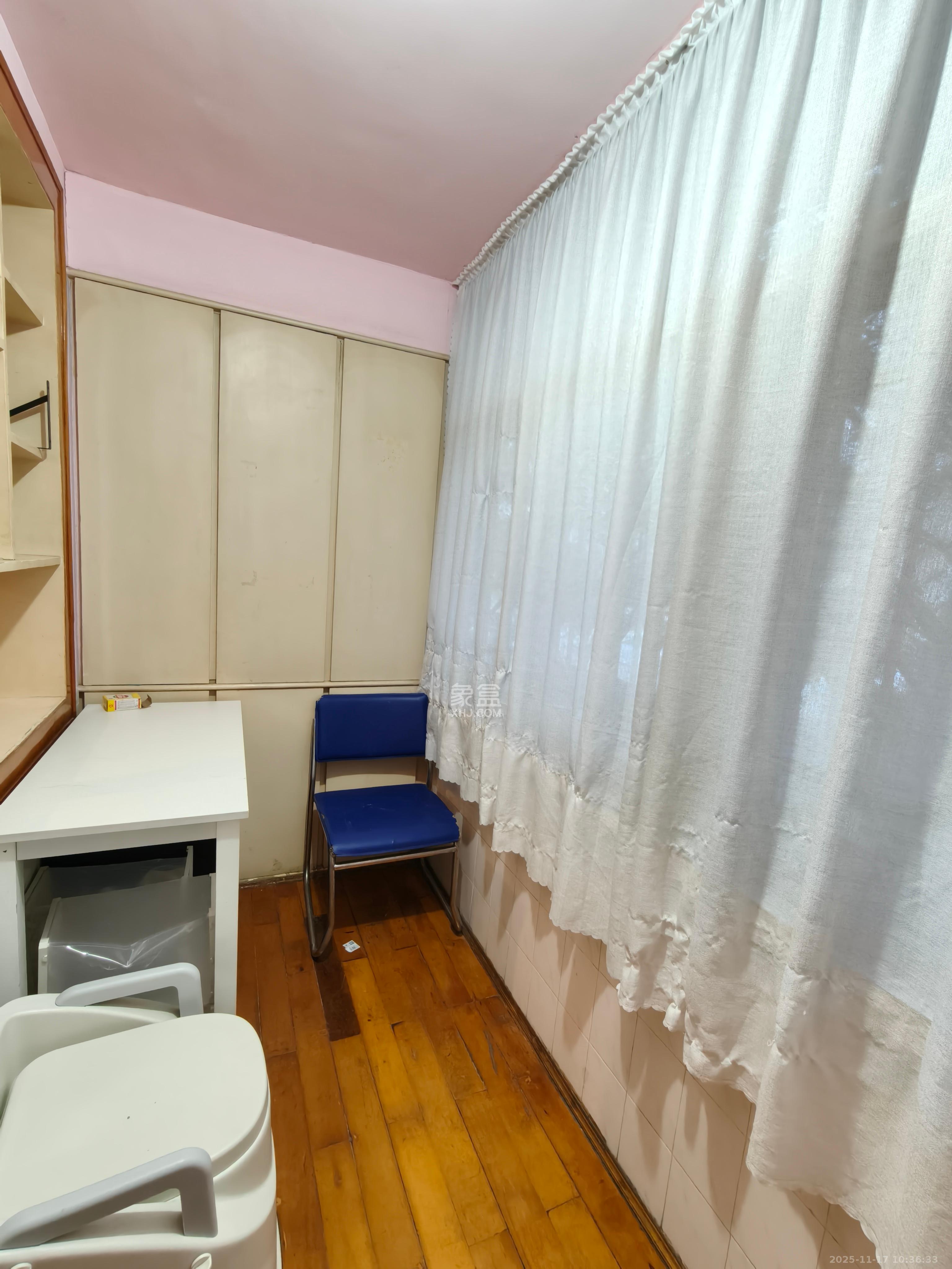 东文庙坪 2室1厅1卫 2100.0元/月 东文庙坪 2室1厅1卫 2100.0元/月室内图