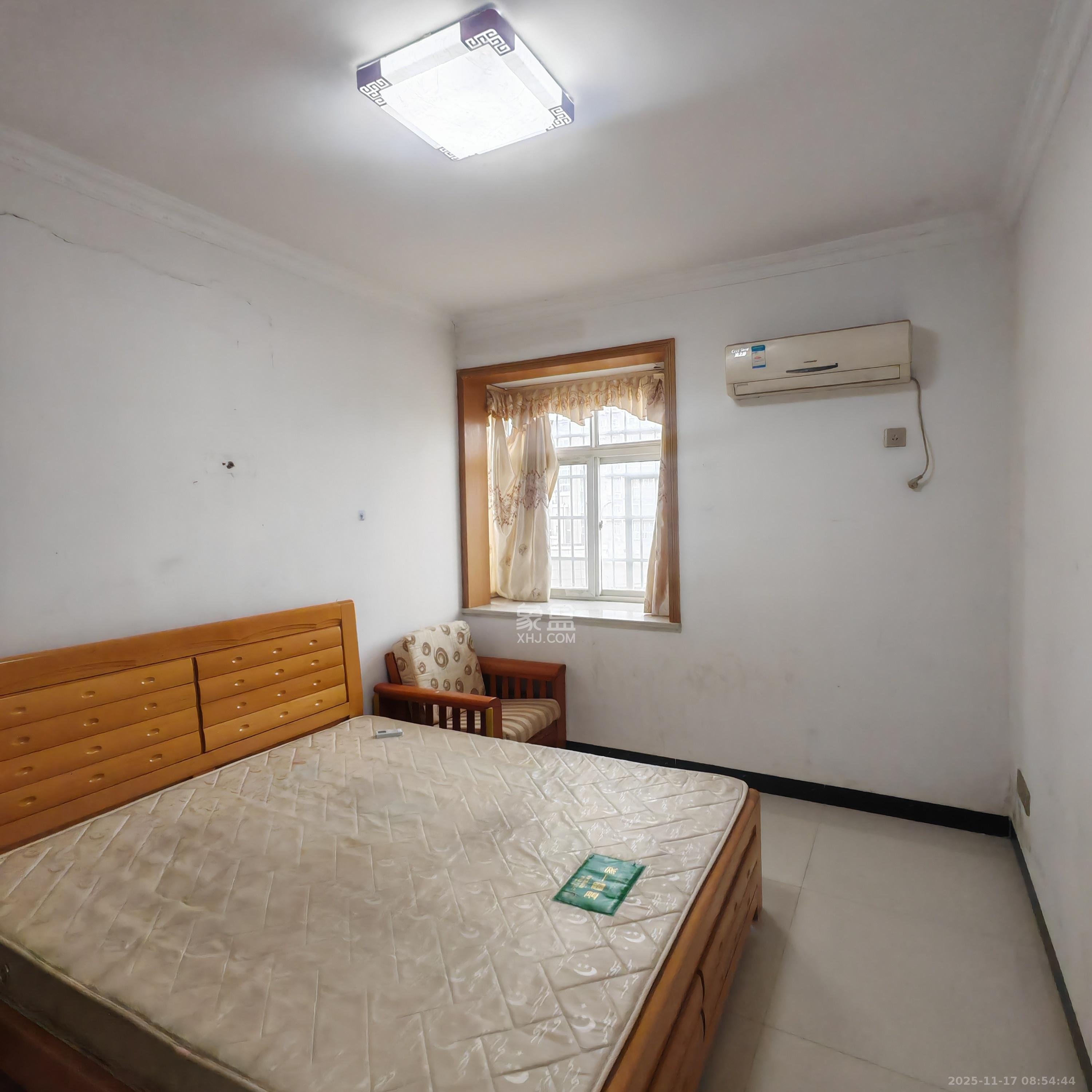 洋湖景园  2室1厅1卫    2000.0元/月室内图