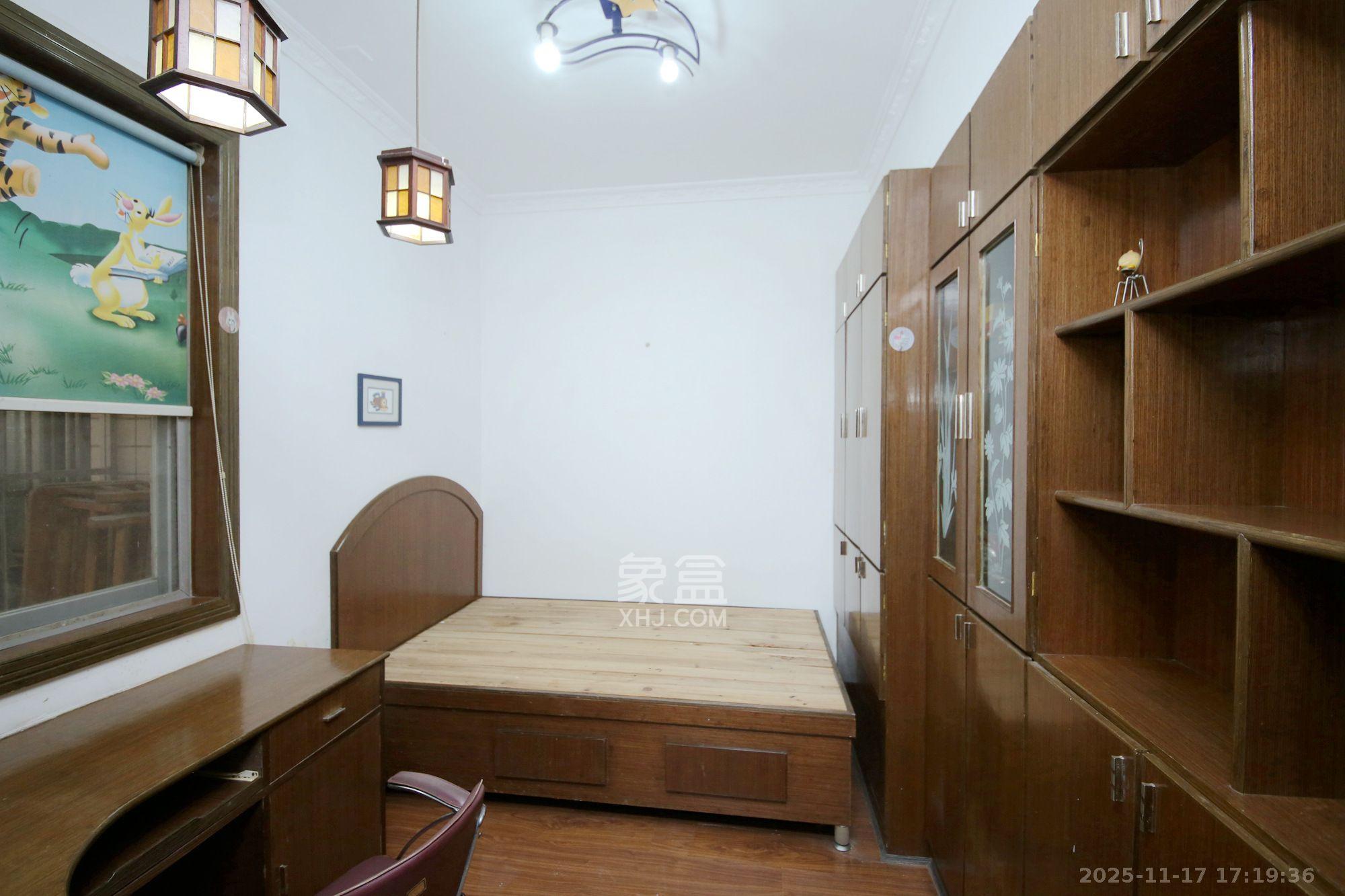 富兴金地大厦  2室2厅1卫    2500.0元/月室内图