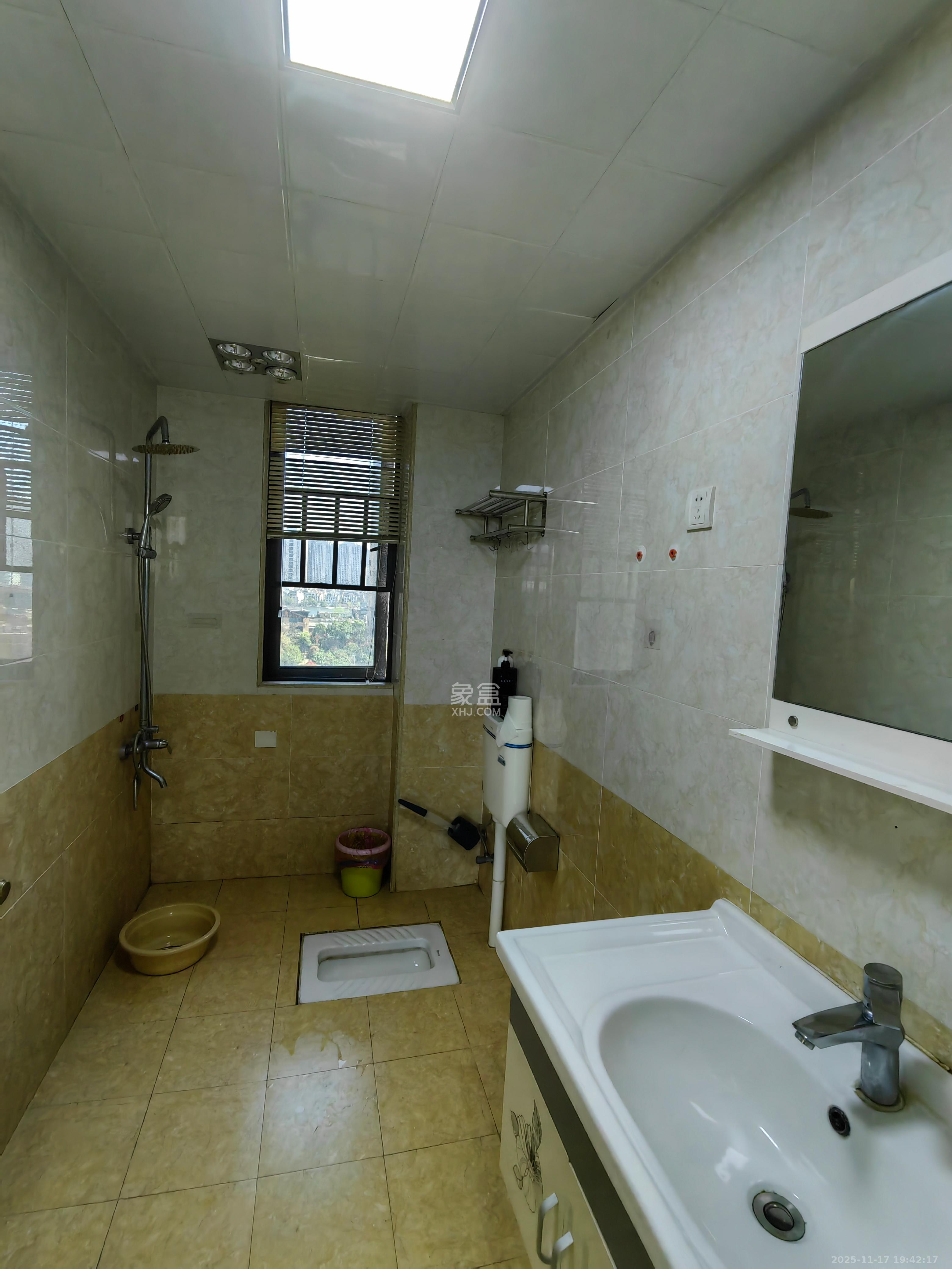 中建梅溪湖中心 4室1厅1卫 3400.0元/月 中建梅溪湖中心 4室1厅1卫 3400.0元/月室内图