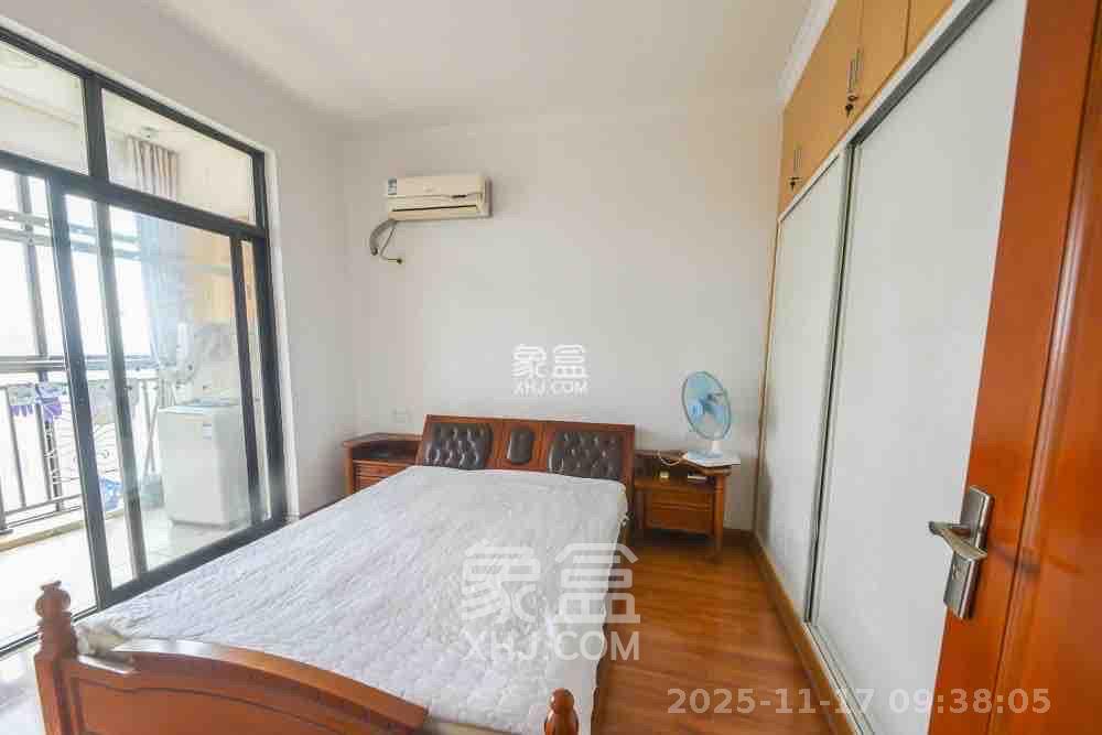 阳光锦城  2室2厅1卫    2600.0元/月室内图