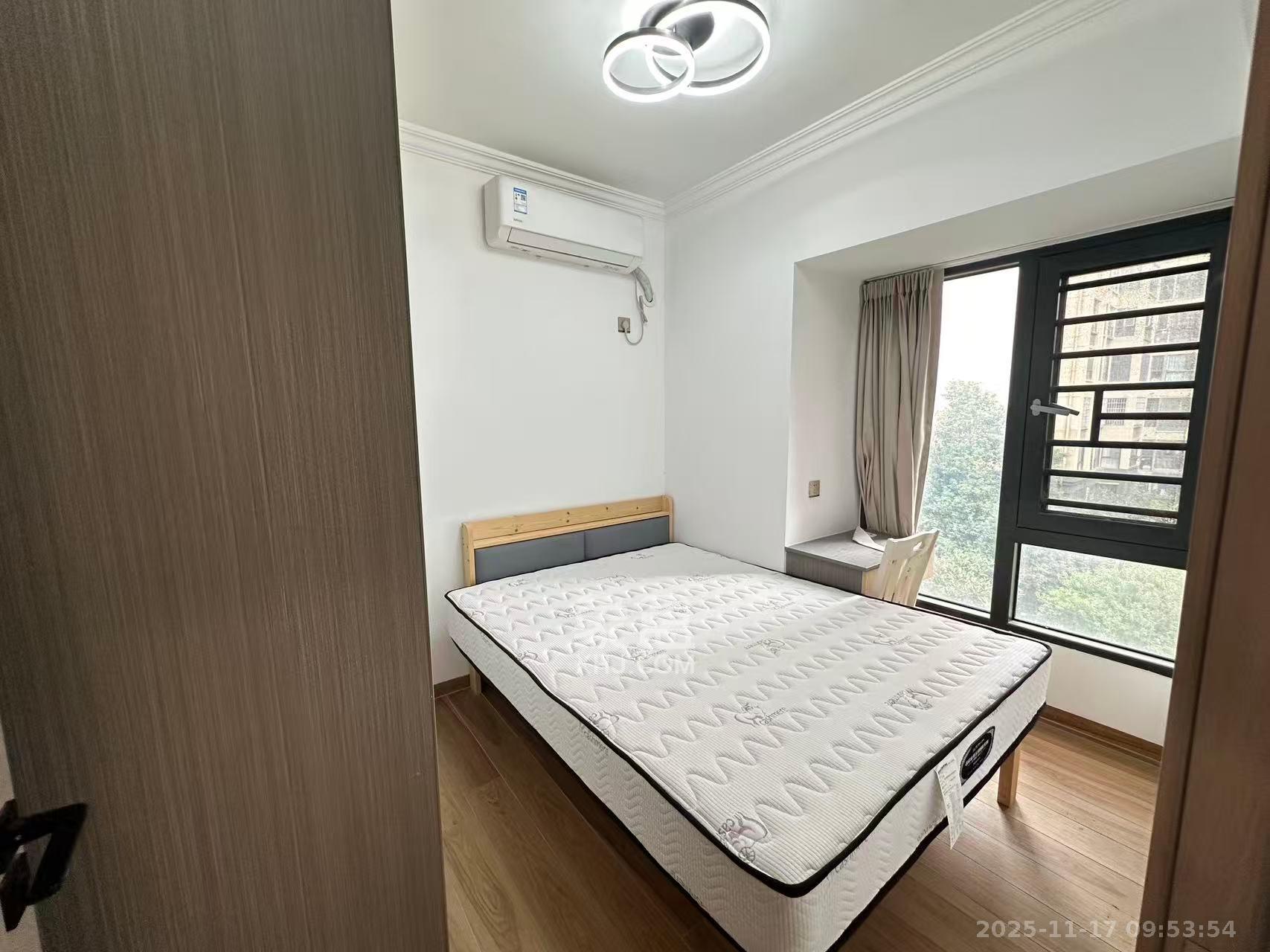 天麓尚层 3室2厅1卫 2100.0元/月 天麓尚层 3室2厅1卫 2100.0元/月室内图