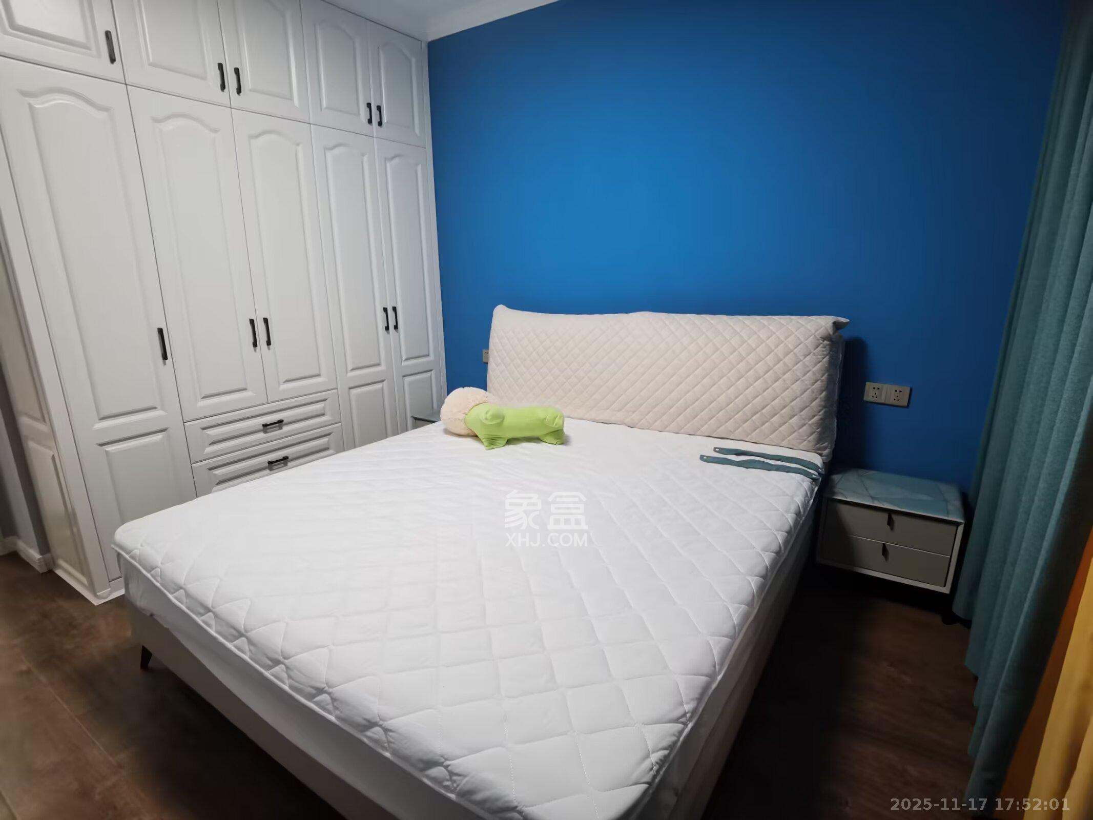 湖湘奥林匹克花园 3室2厅1卫 2600.0元/月 湖湘奥林匹克花园 3室2厅1卫 2600.0元/月室内图