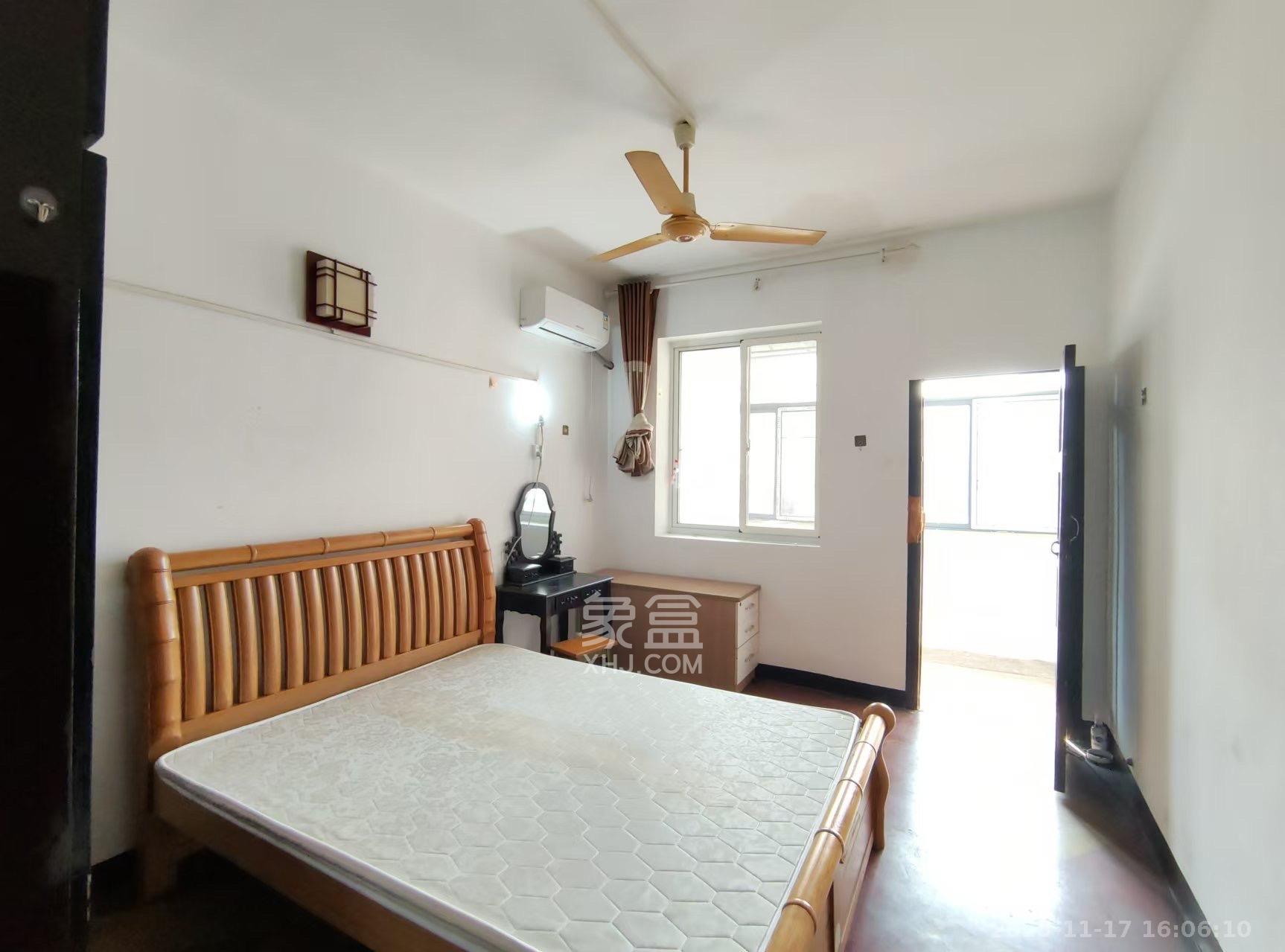 湖橡宿舍/湖橡小区  2室1厅1卫    1300.0元/月室内图