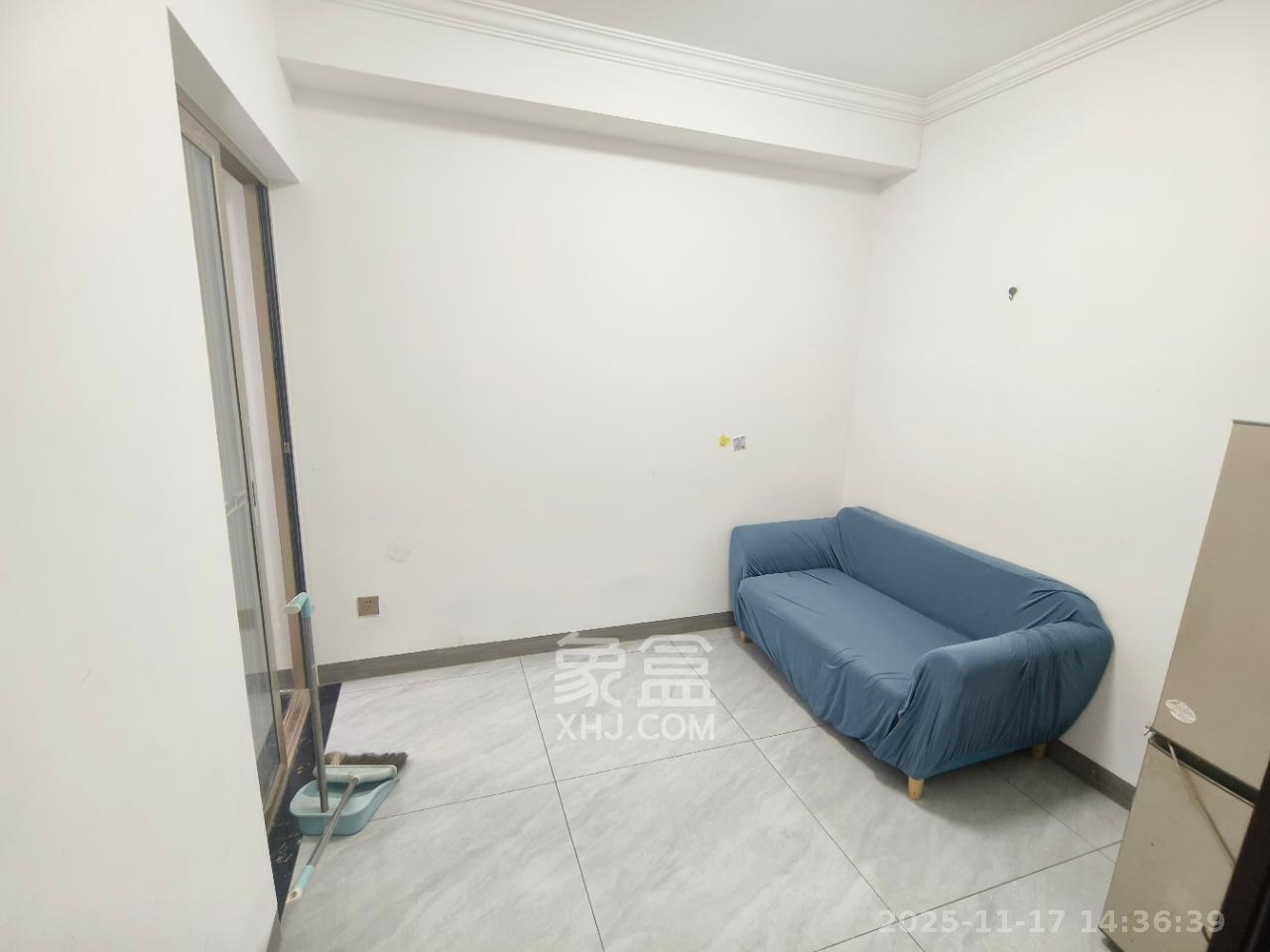 桥头家苑一期 1室1厅1卫 1000.0元/月 桥头家苑一期 1室1厅1卫 1000.0元/月室内图