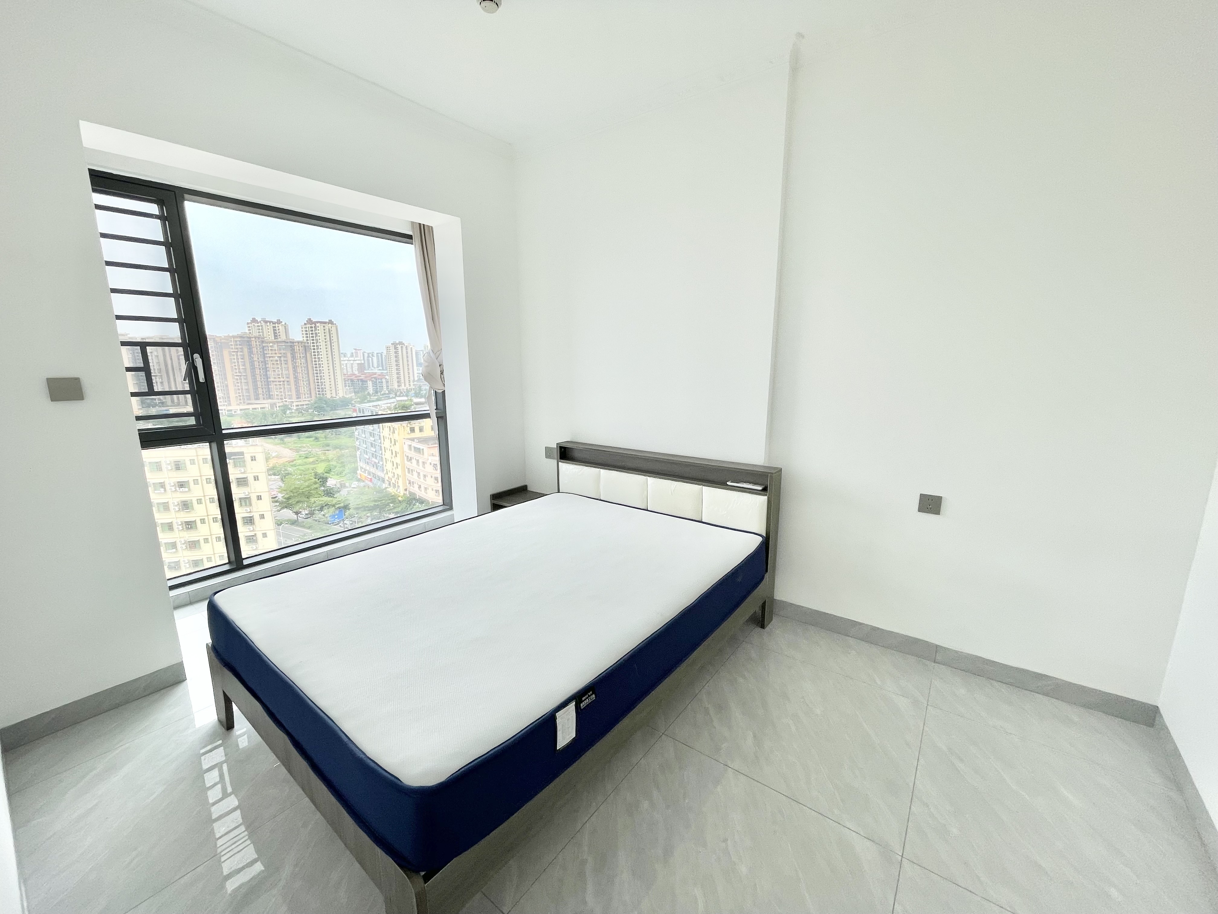 化肥厂宿舍  2室2厅1卫    2200.0元/月室内图